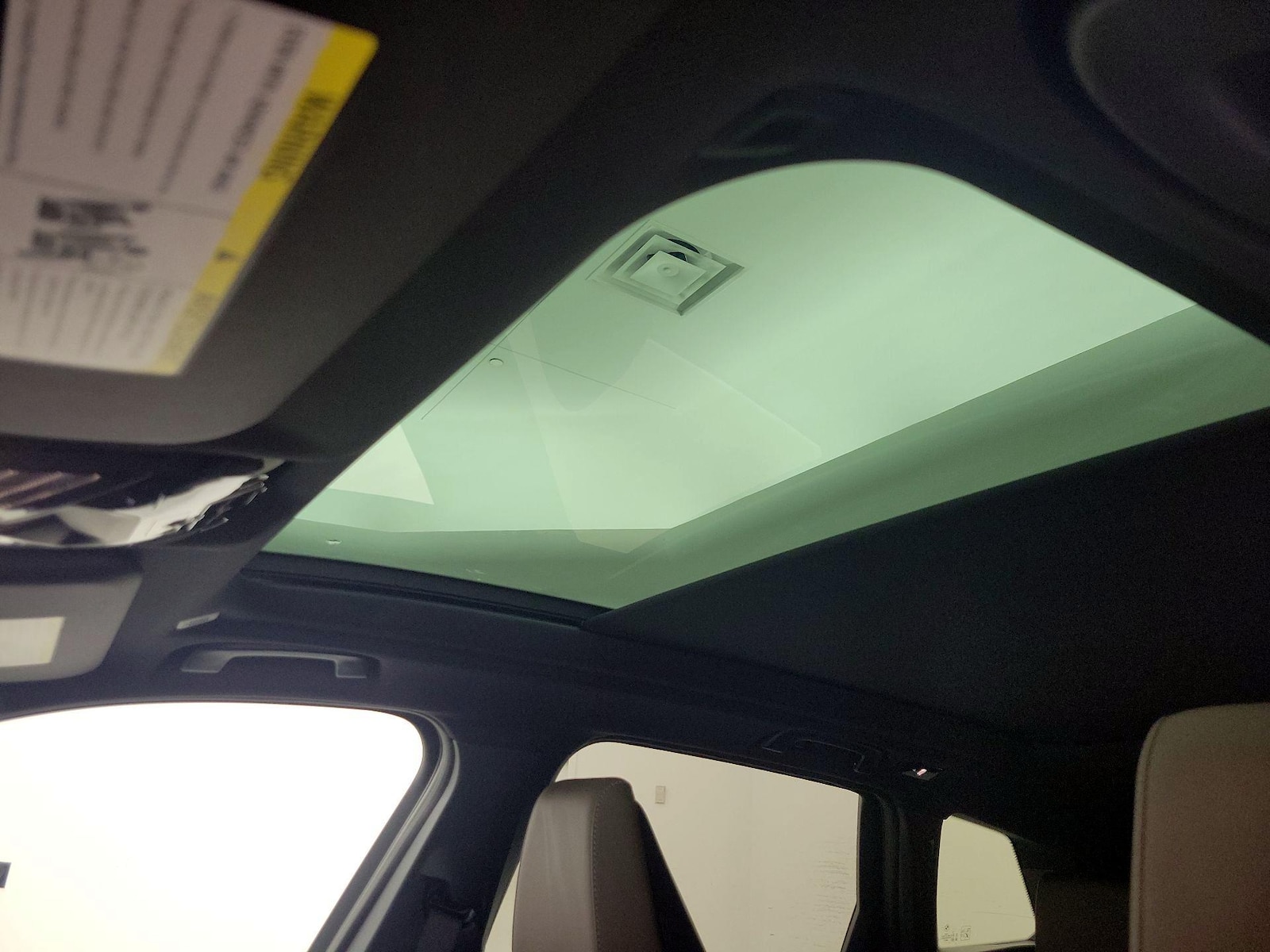 Skylight(s) & Overhead Airbags