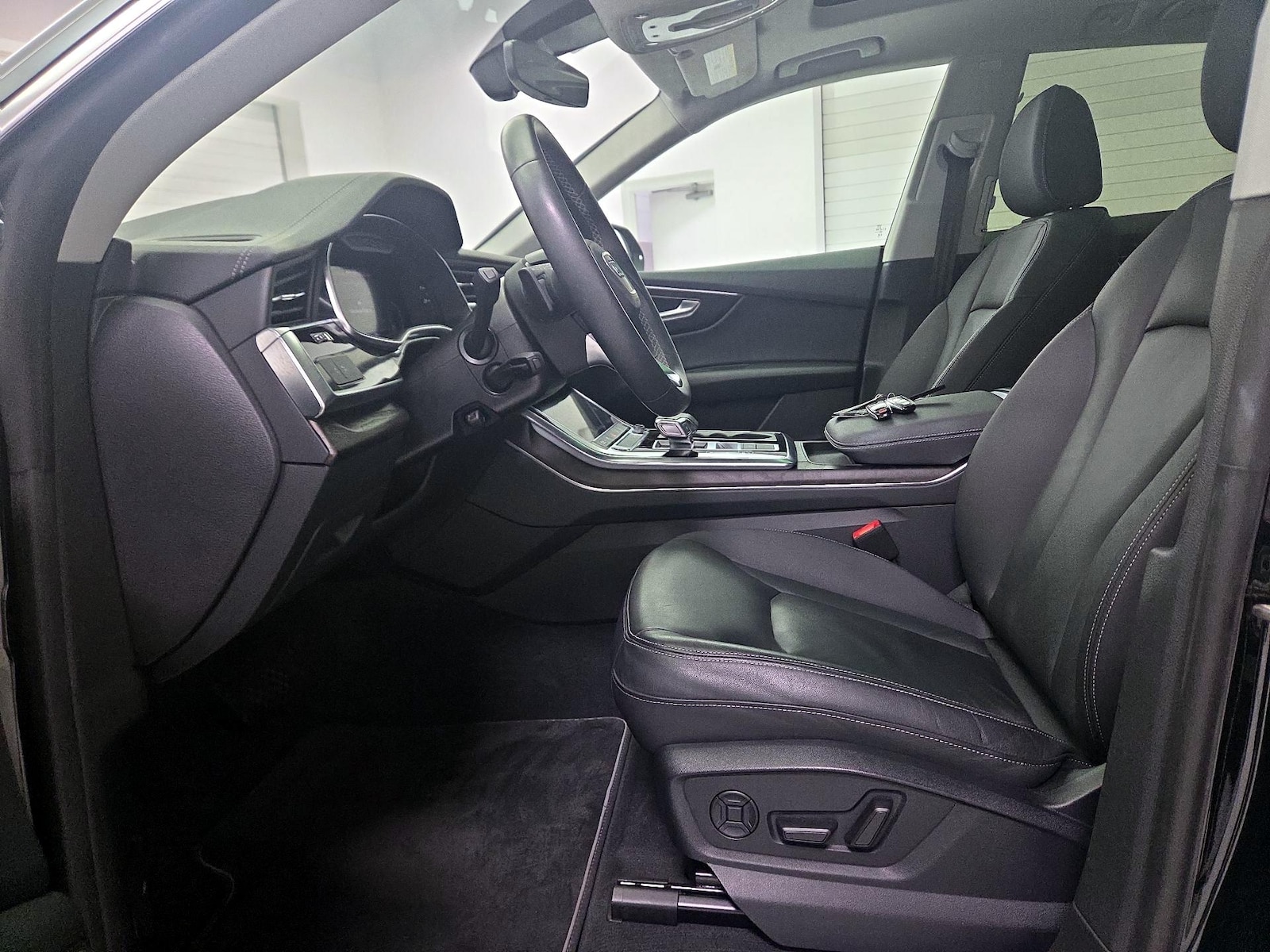 2023 Audi Q8 Premium - Photo 12