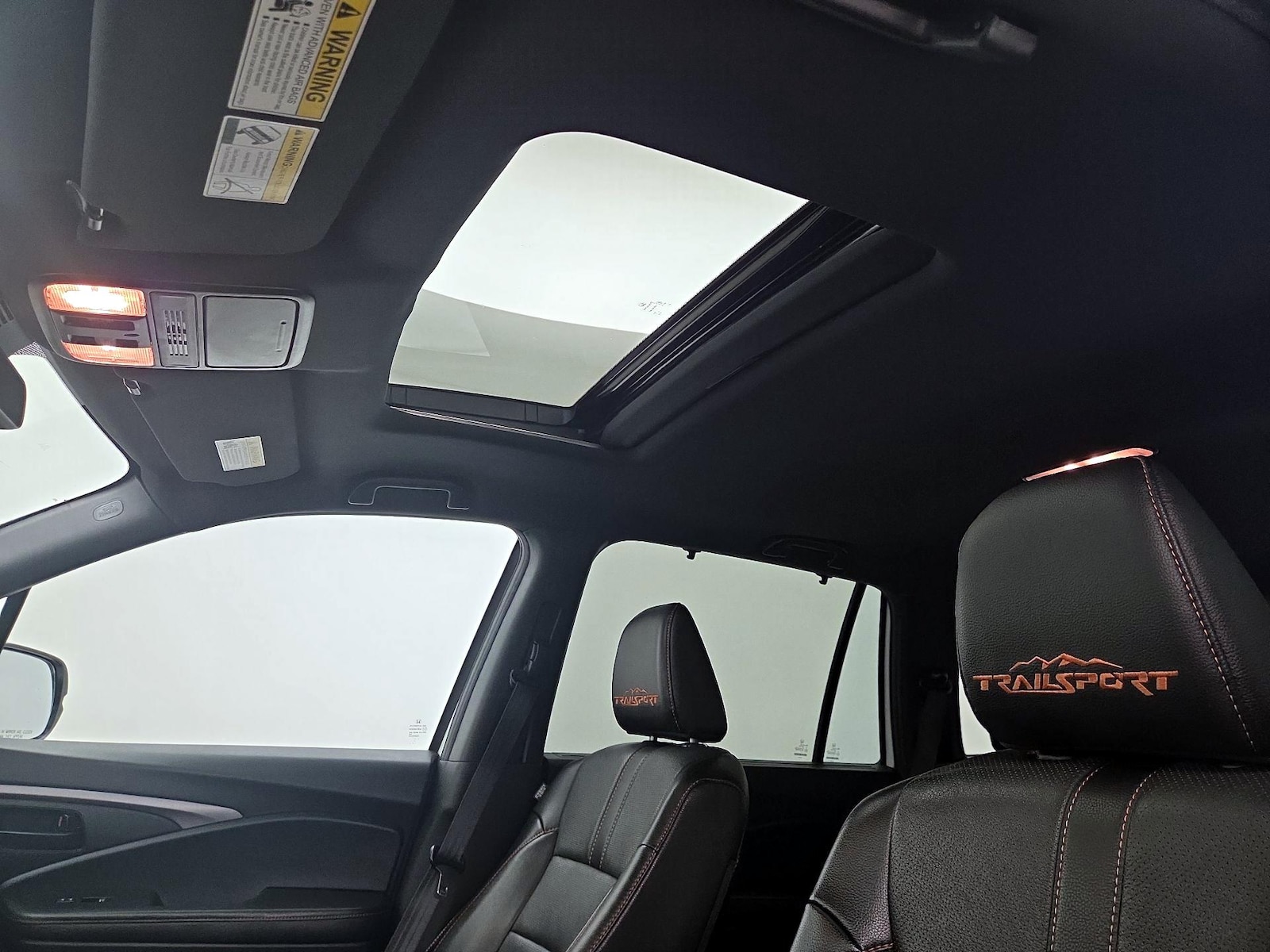 Sunroof(s) & Overhead Airbags