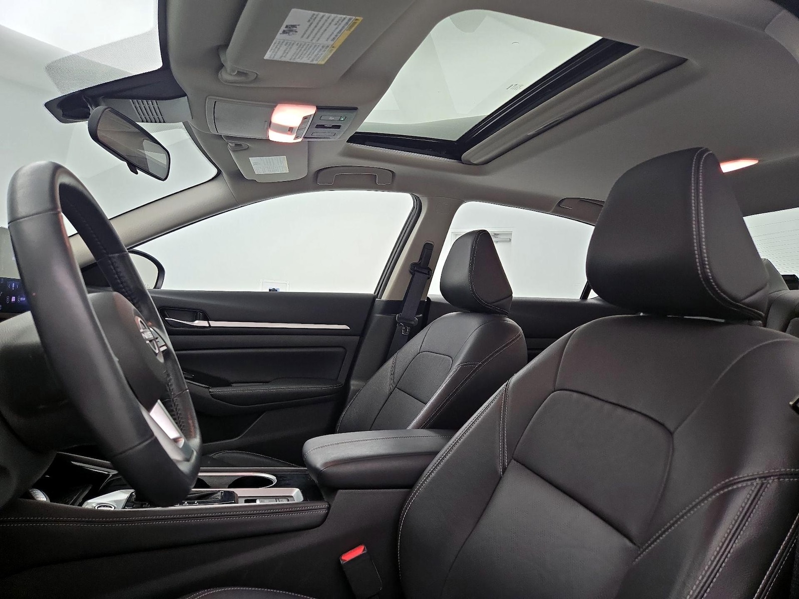 Sunroof(s) & Overhead Airbags