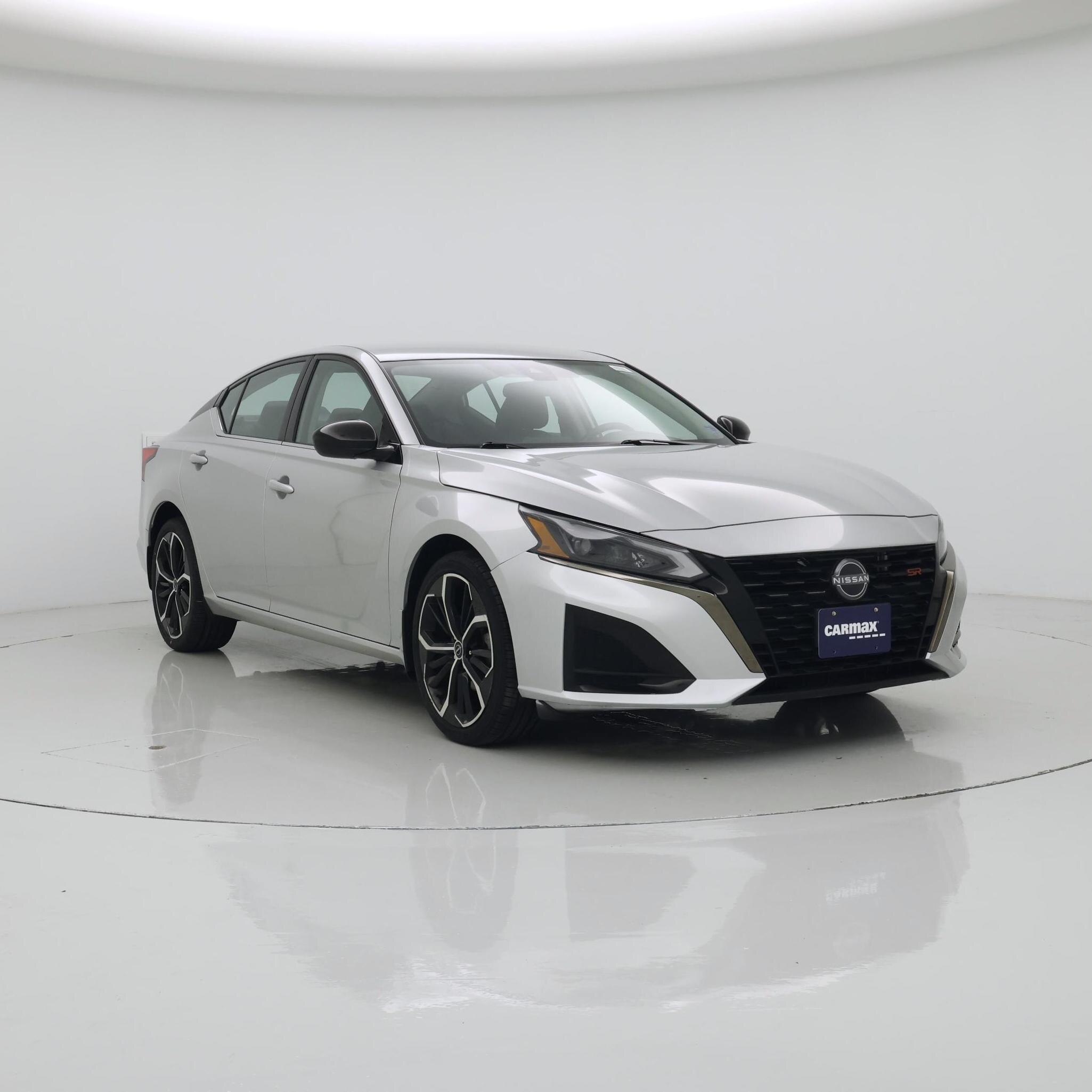 Silver 2023 Nissan Altima Sedan All-Wheel Drive Automatic