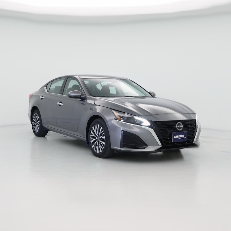 2023 Nissan Altima SV