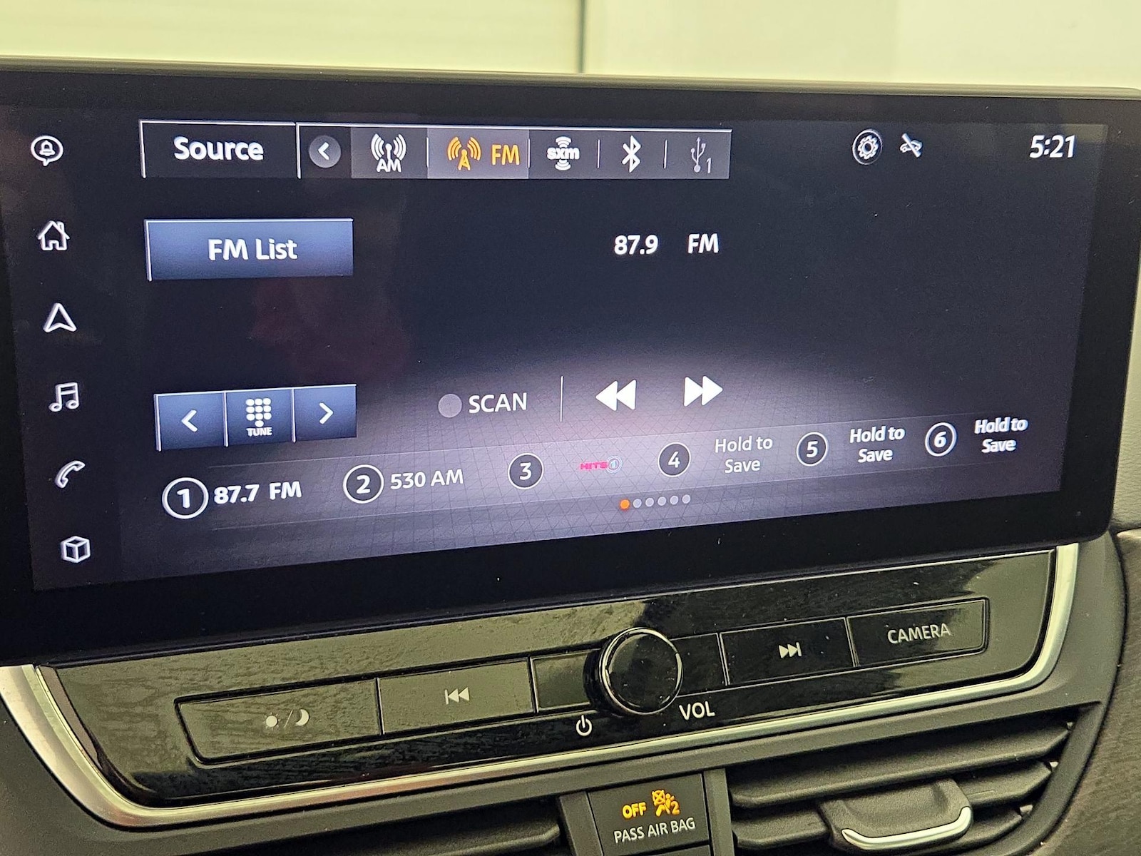 2024 Nissan Altima SL - Photo 17