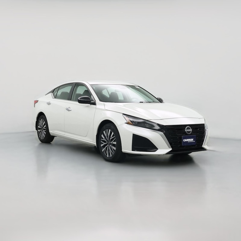2023 Nissan Altima SV
