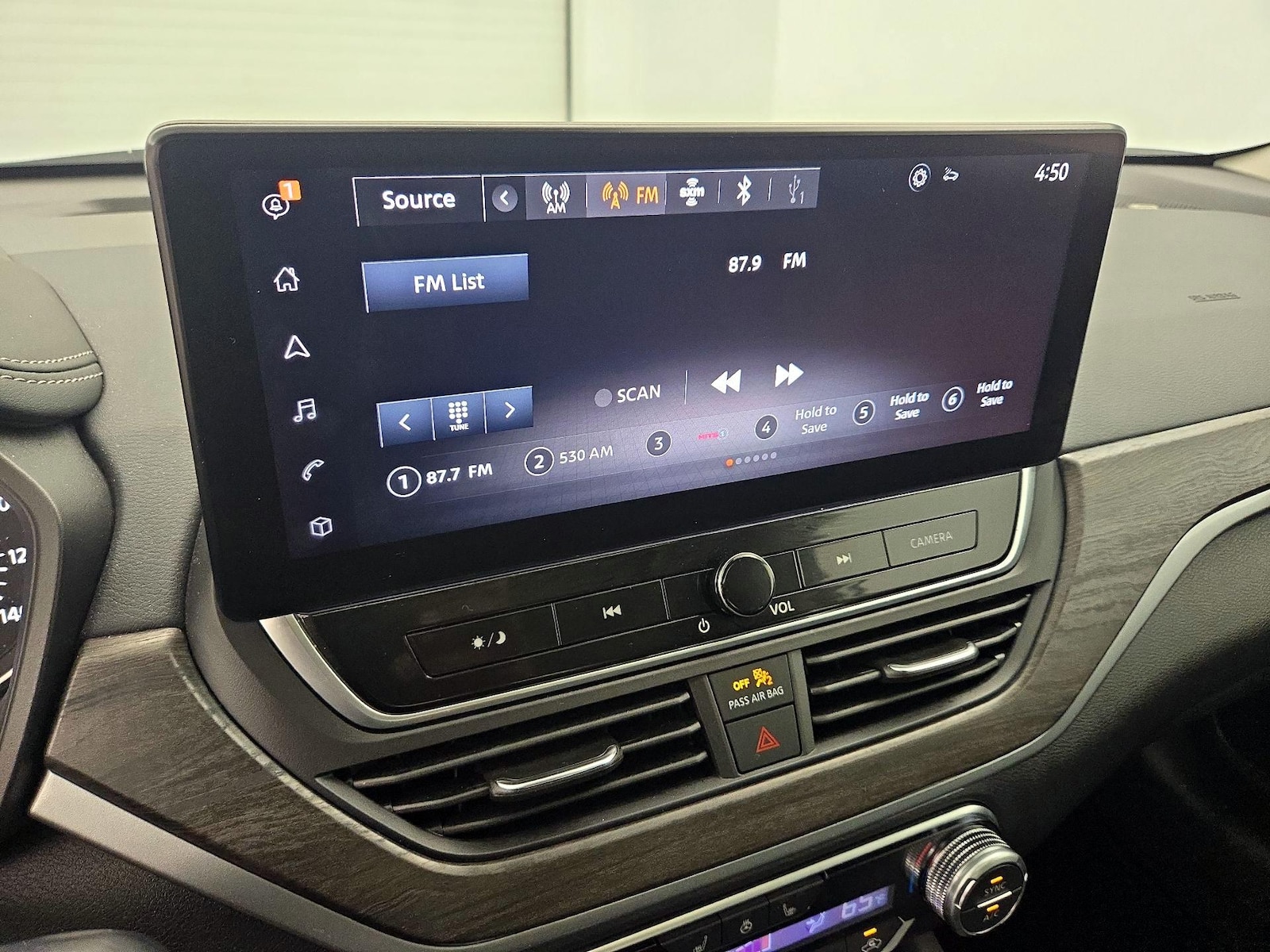 2023 Nissan Altima SL - Photo 17