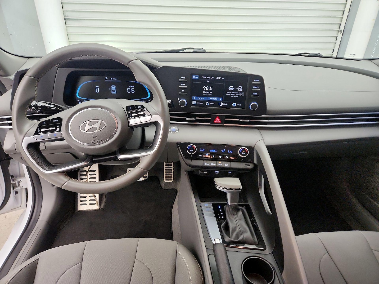 Apple CarPlay® & Android Auto™