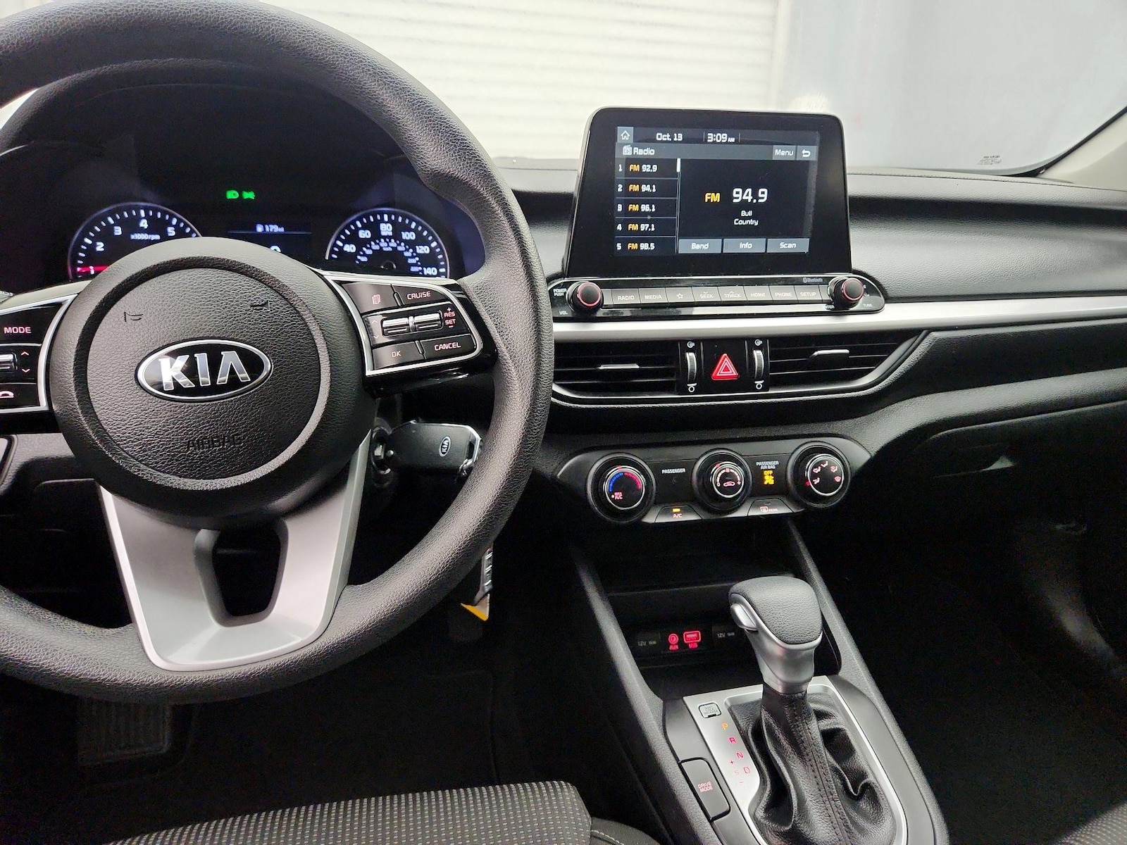 Apple CarPlay® & Android Auto™