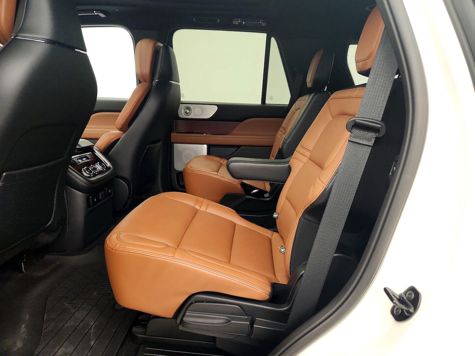 Rear Air Conditioning
