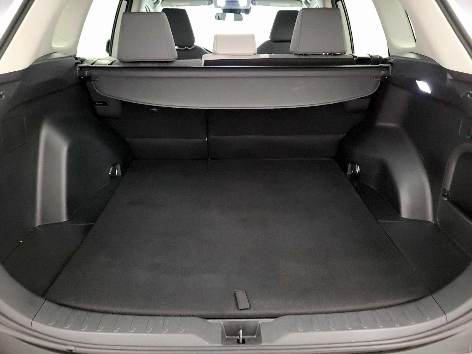 2024 Toyota RAV4 XLE - Photo 21