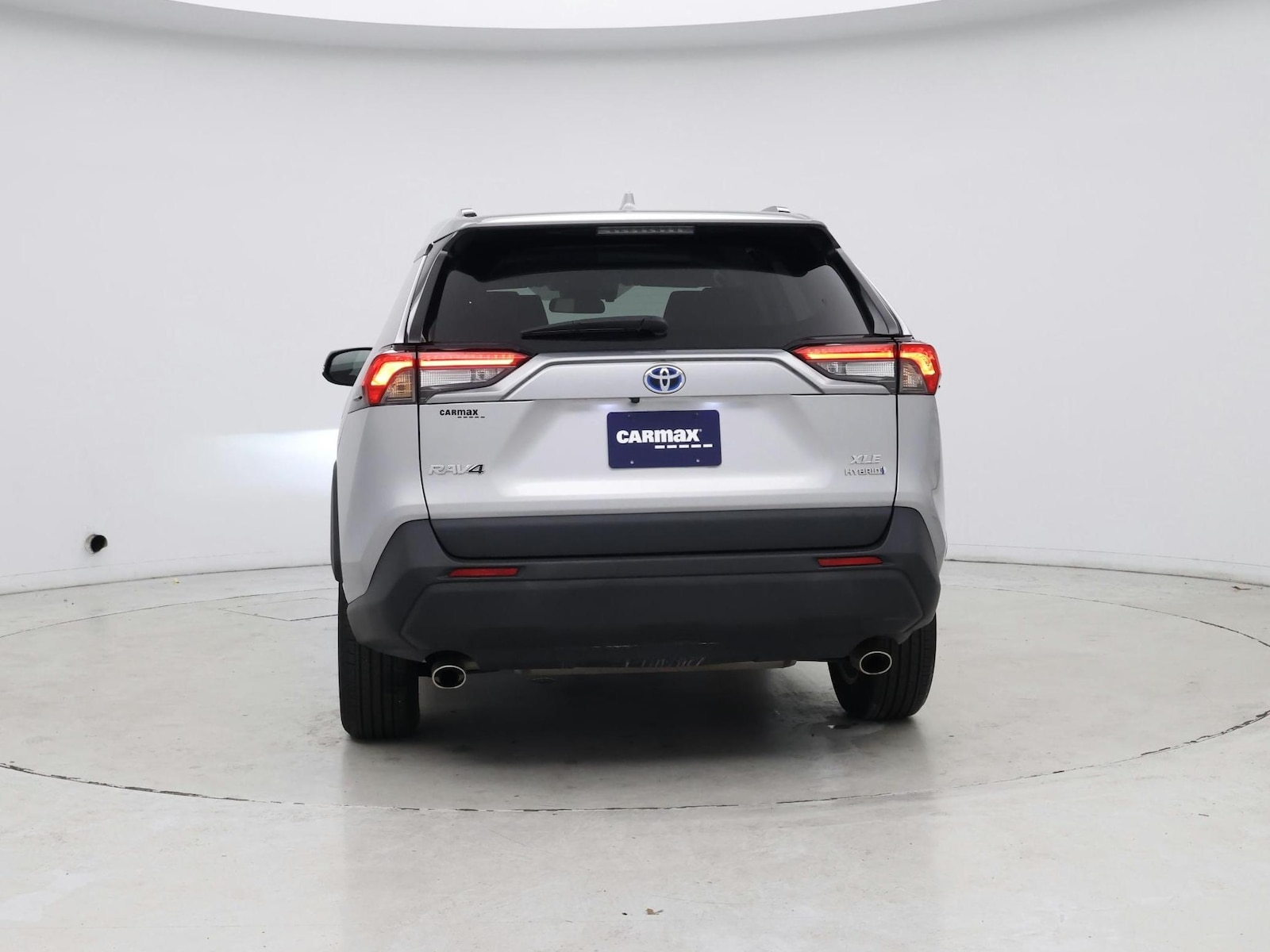 2024 Toyota RAV4 XLE - Photo 7