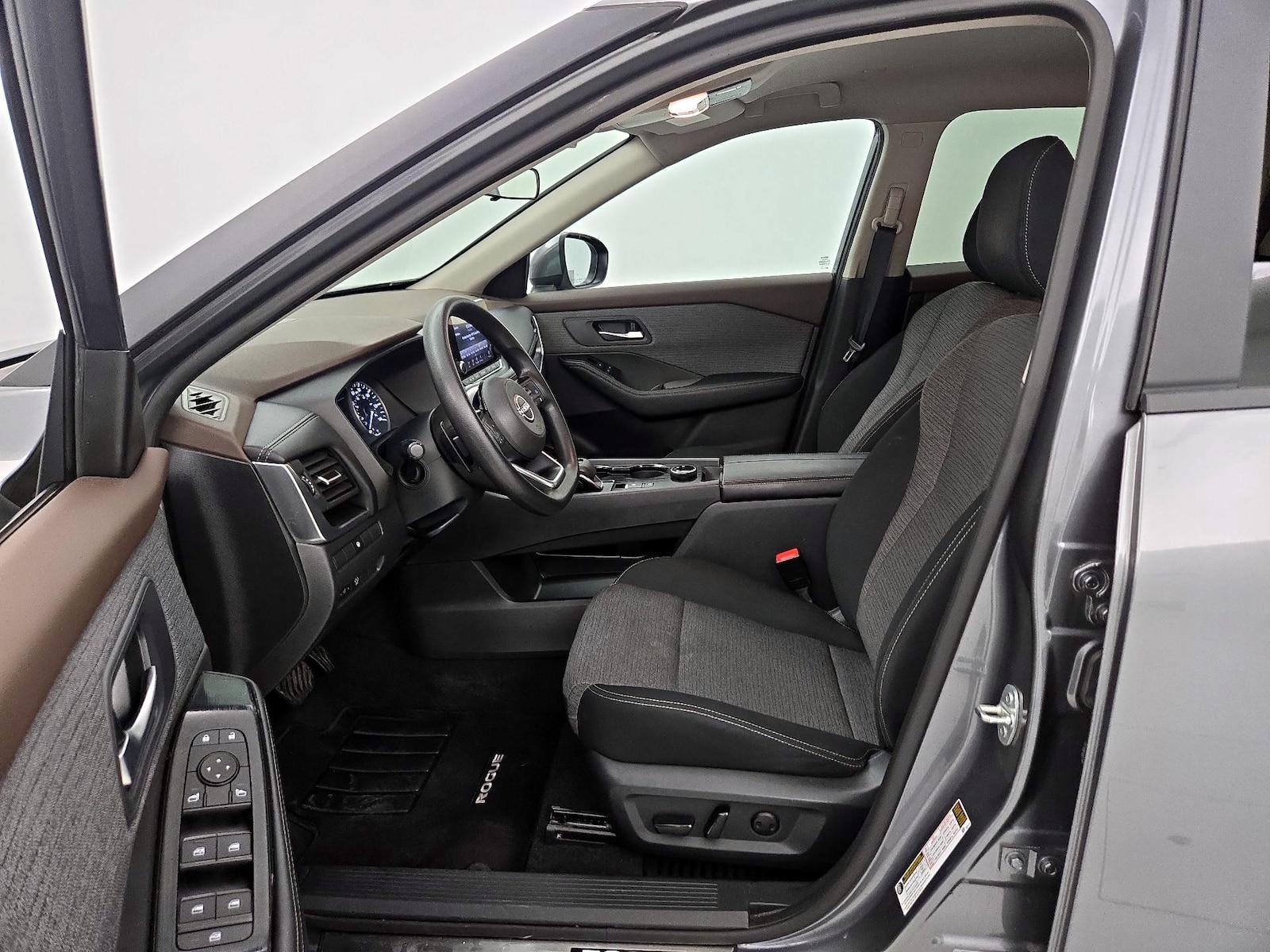 Power Seat(s) & Side Airbags