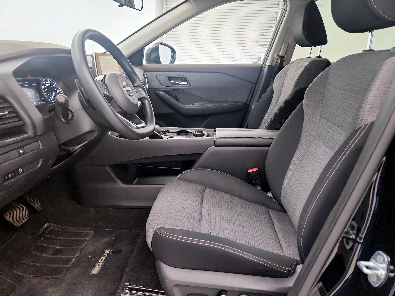 Power Seat(s) & Side Airbags