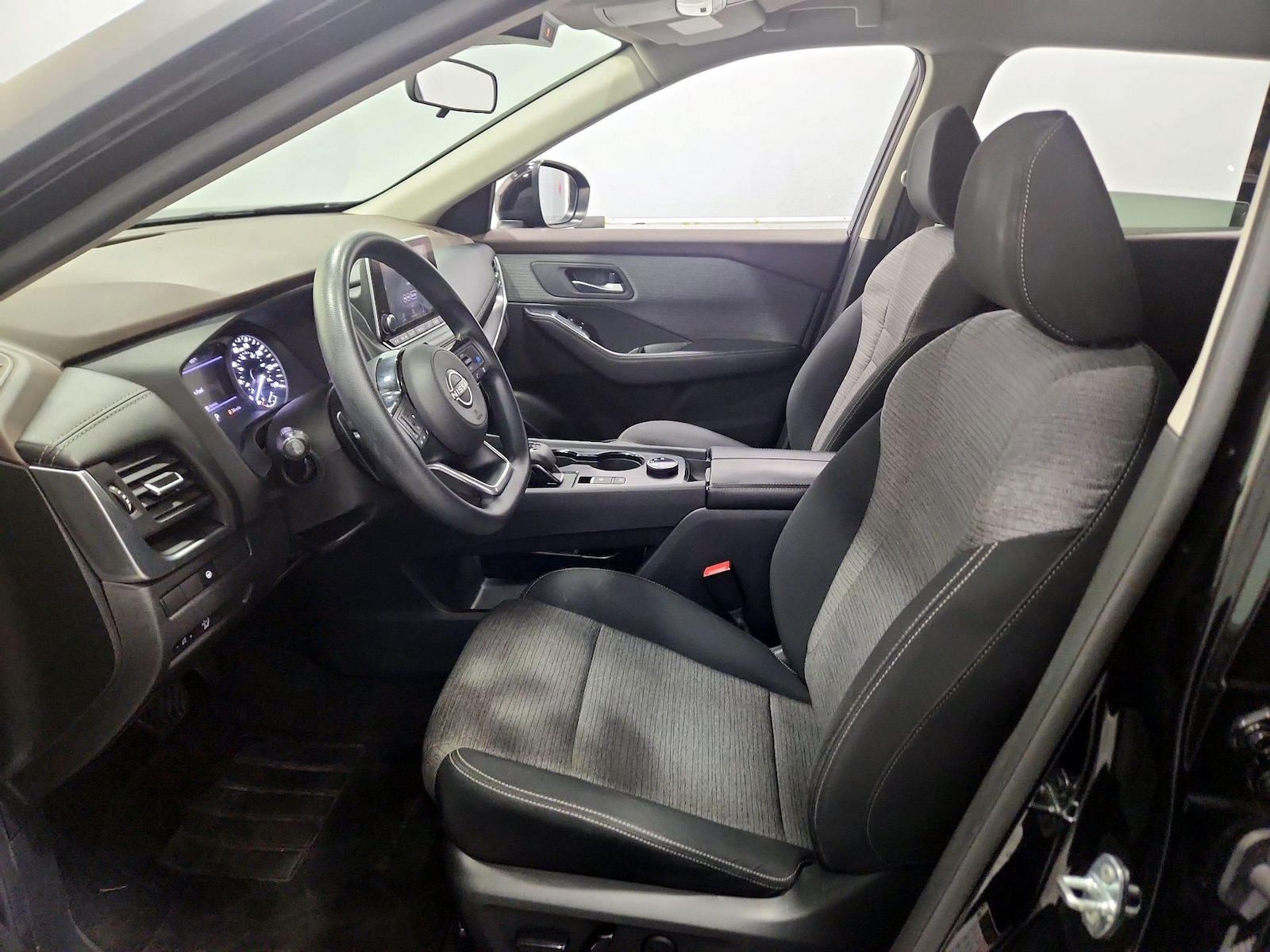 Power Seat(s) & Side Airbags