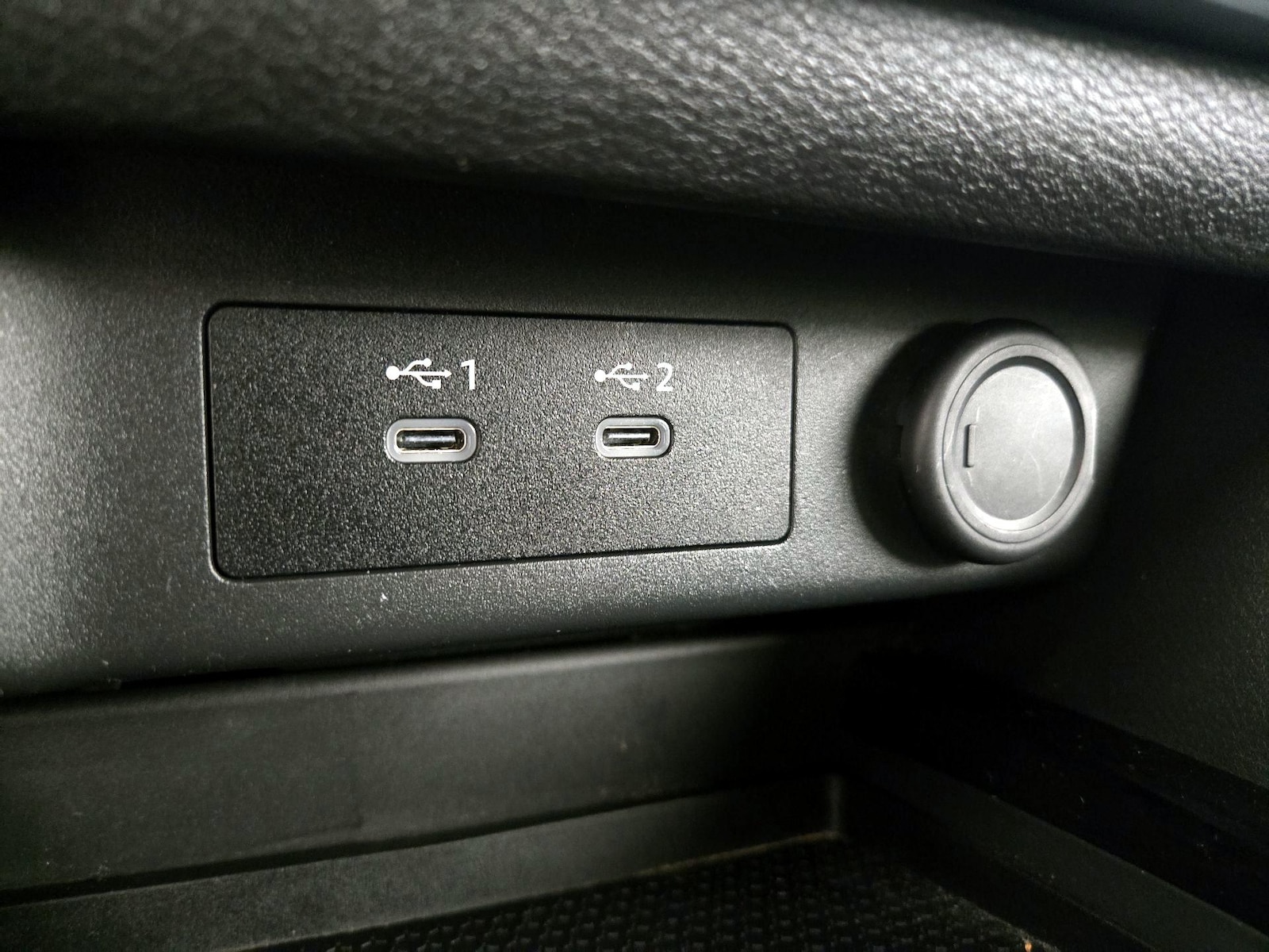 2024 Nissan Rogue SV - Photo 19