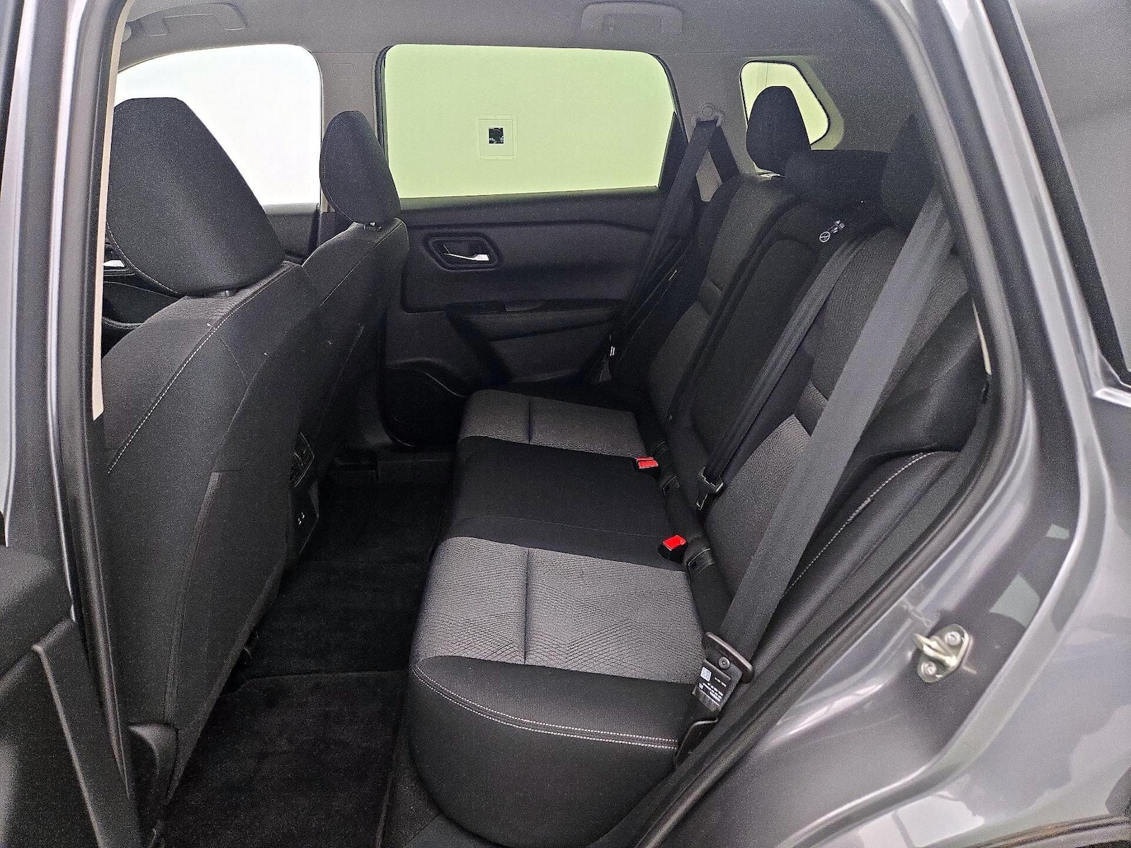 2024 Nissan Rogue SV - Photo 20