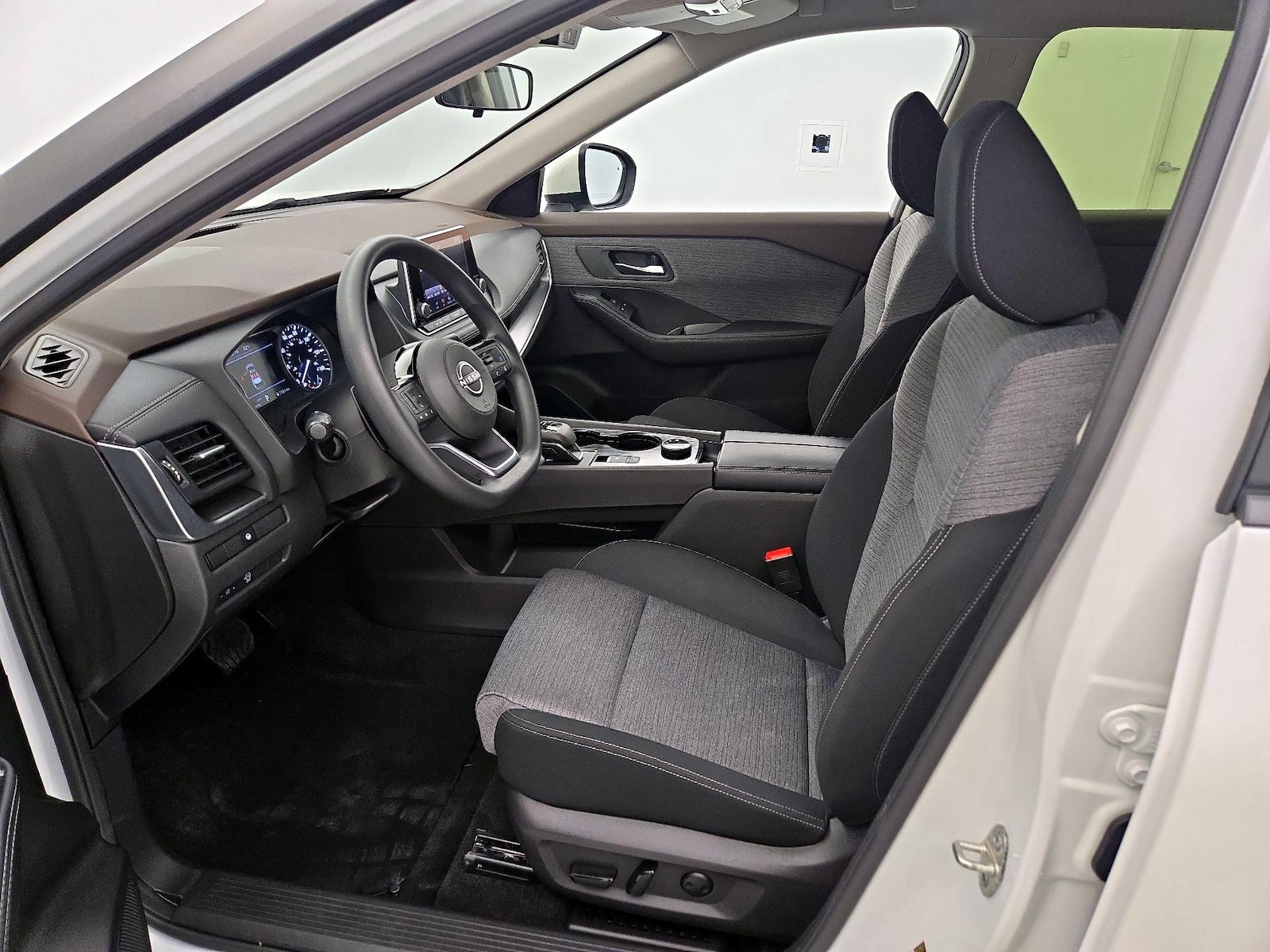 Power Seat(s) & Side Airbags