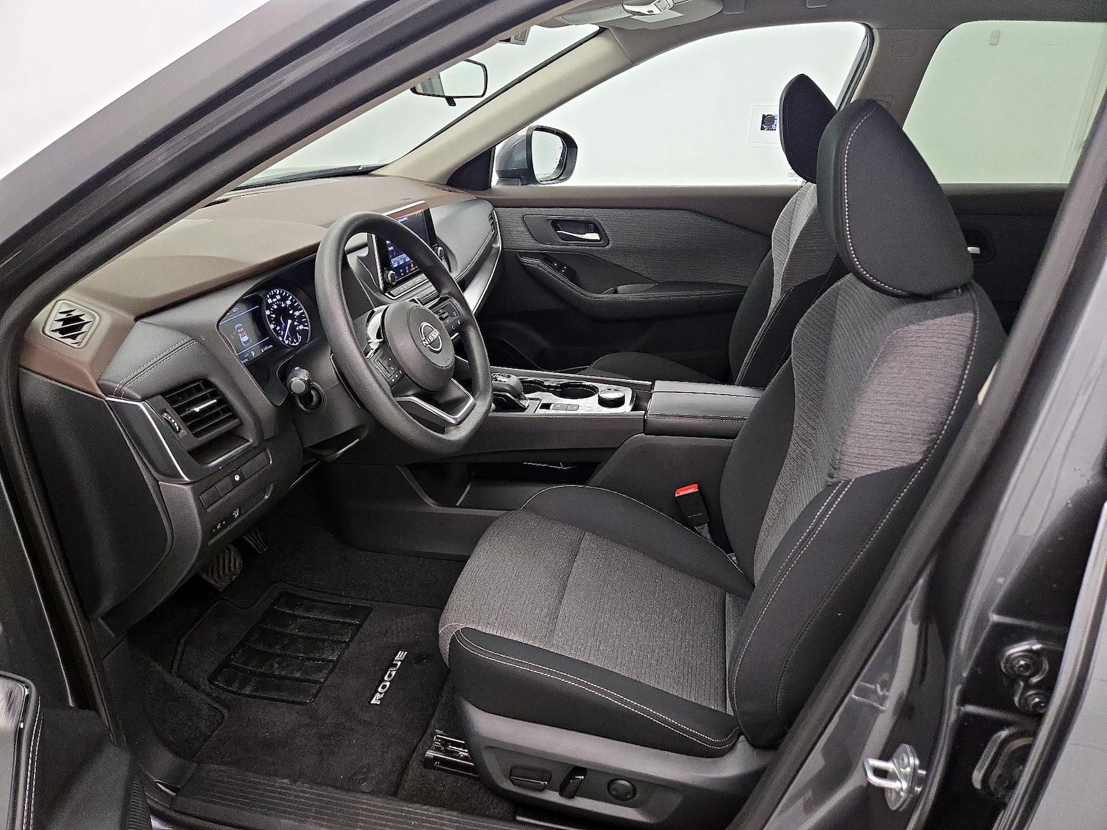 Power Seat(s) & Side Airbags