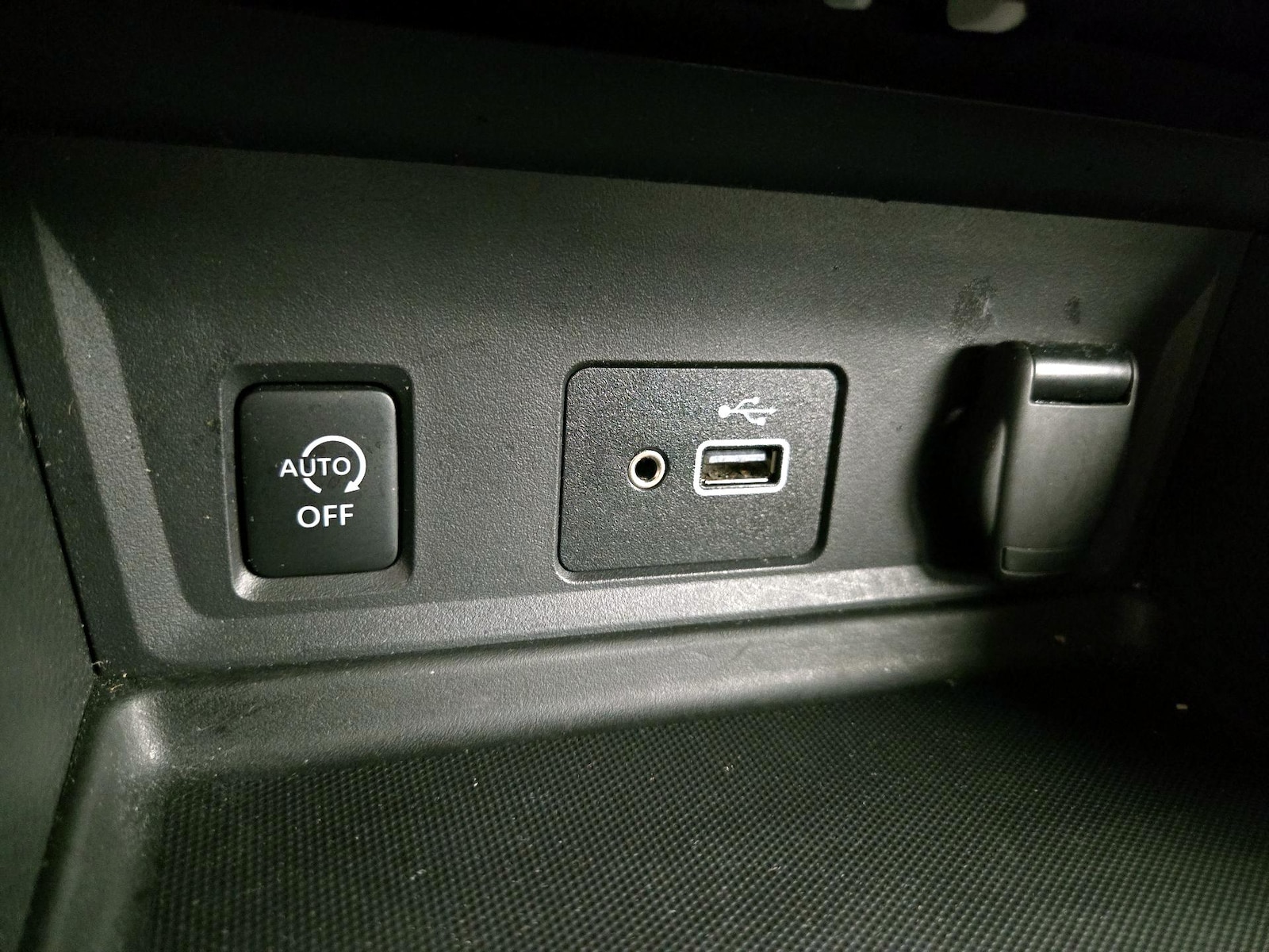 2024 Nissan Sentra S - Photo 19