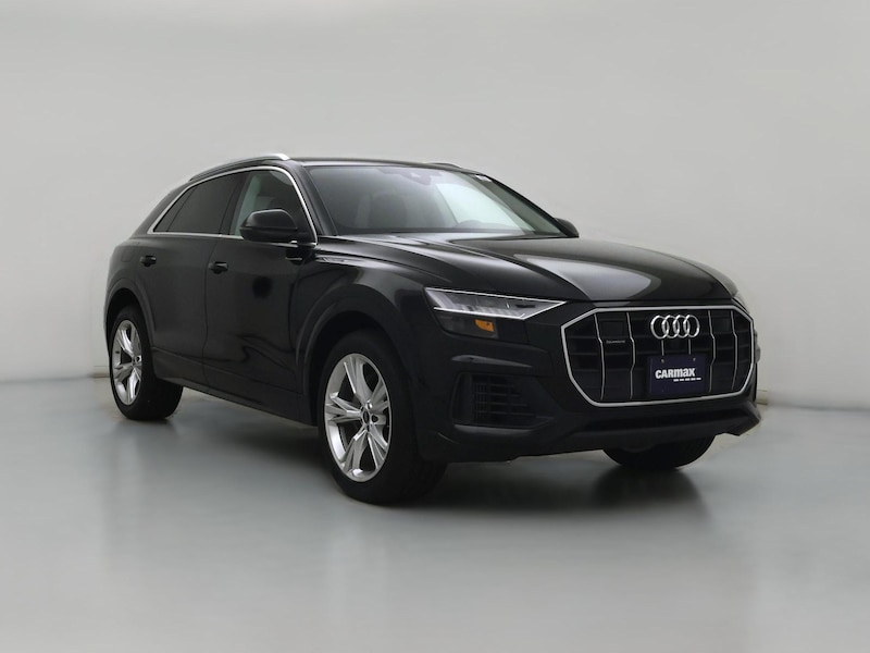 2023 Audi Q8 Premium
