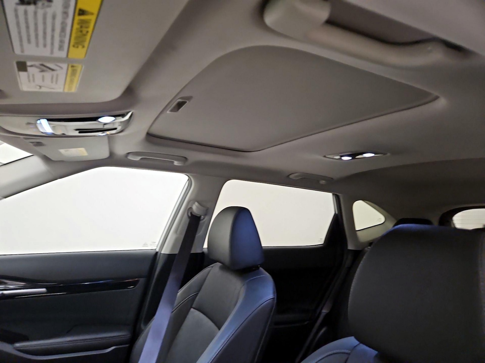 Sunroof(s) & Overhead Airbags