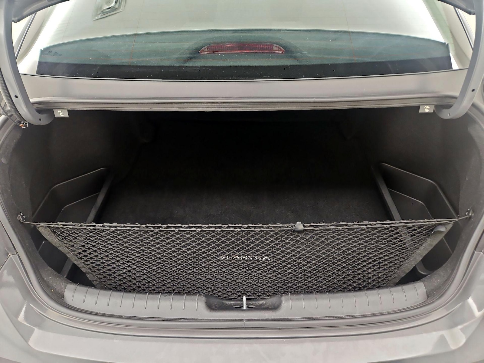 2024 Hyundai Elantra SE - Photo 21