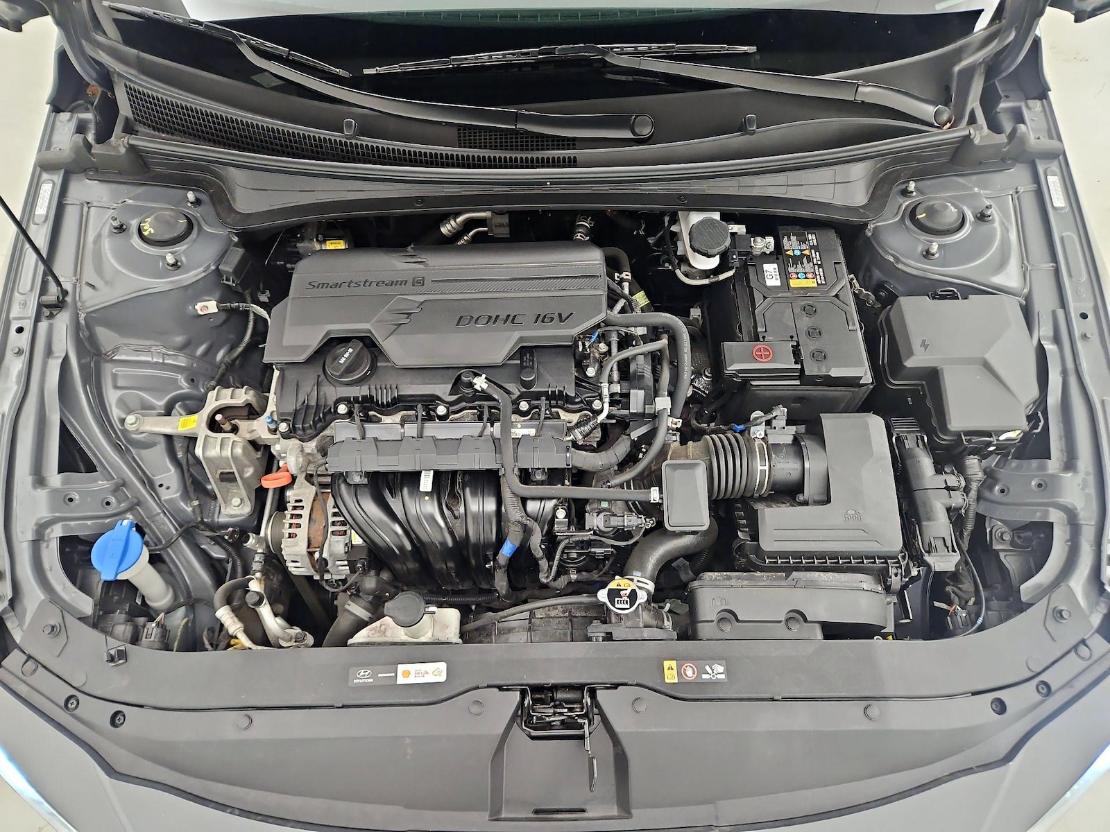 2024 Hyundai Elantra SE - Photo 22