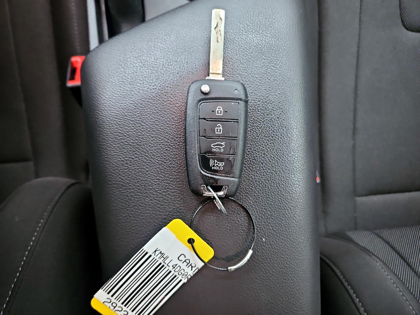 2024 Hyundai Elantra SE - Photo 23