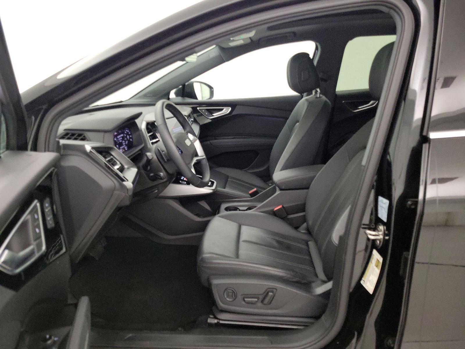 2023 Audi Q4 e-tron Premium Plus - Photo 12