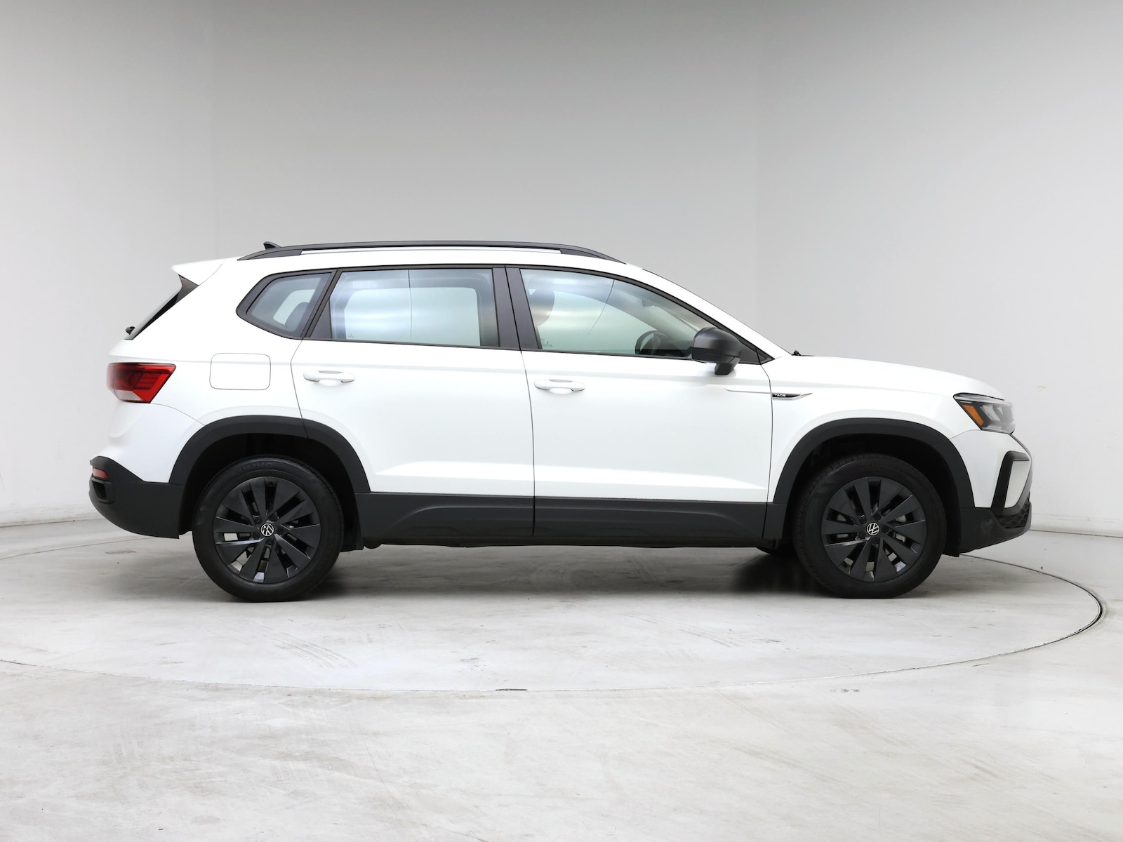 2022 Volkswagen Taos S - Photo 8