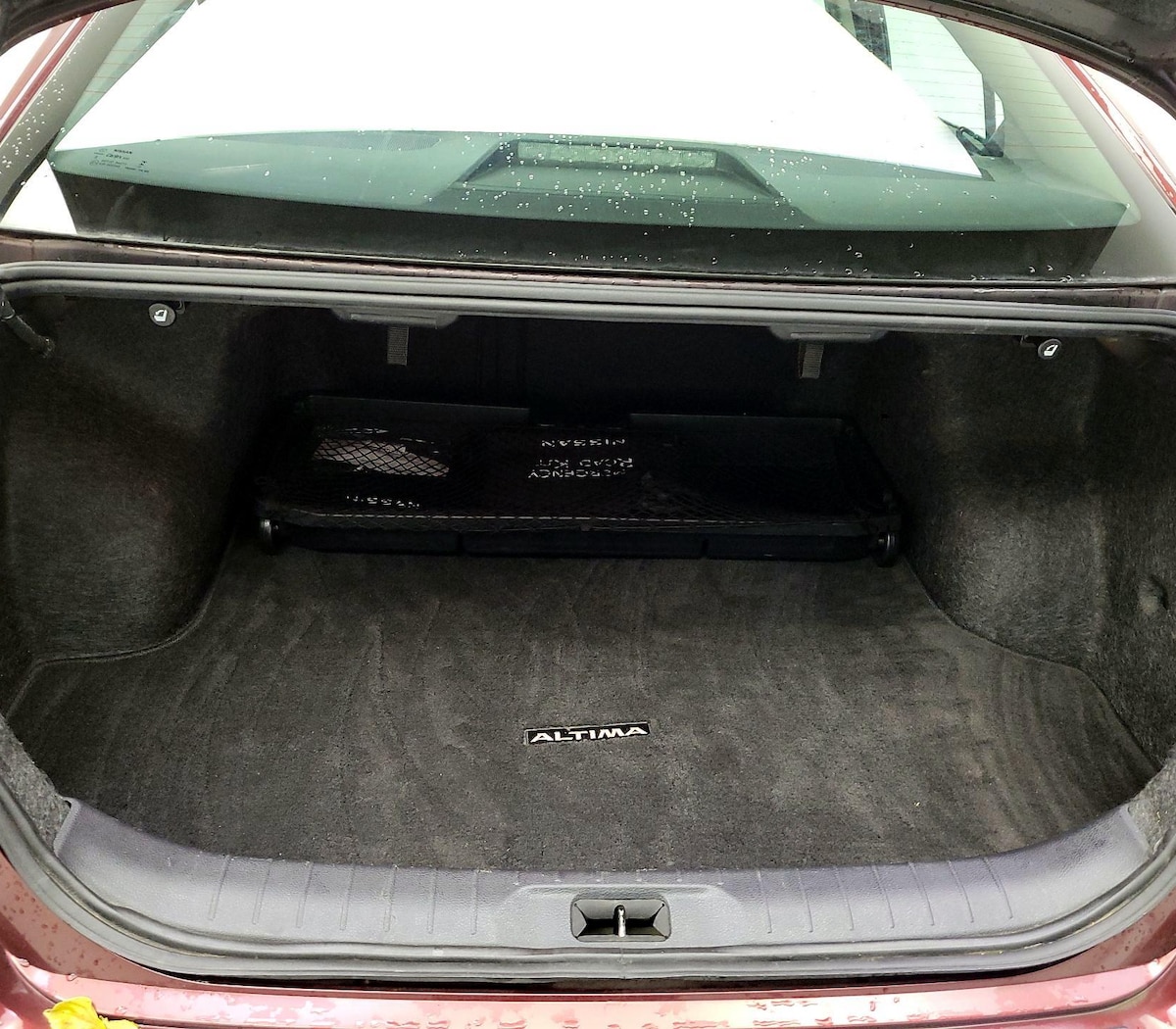 Trunk/Cargo (Seats Up)