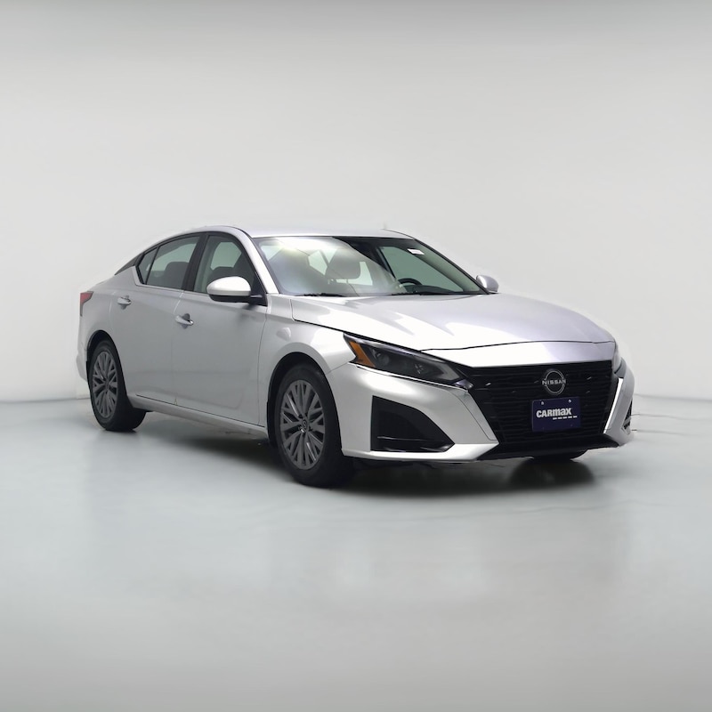 2023 Nissan Altima SV