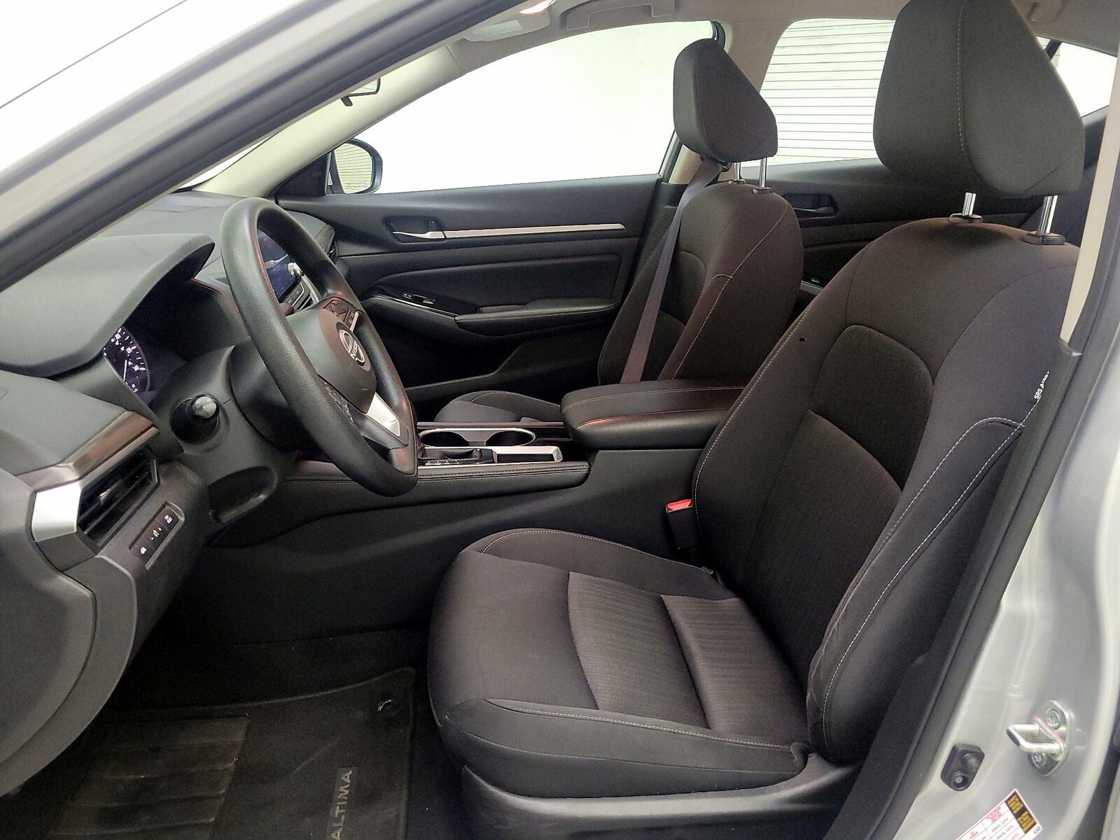 Power Seat(s) & Side Airbags