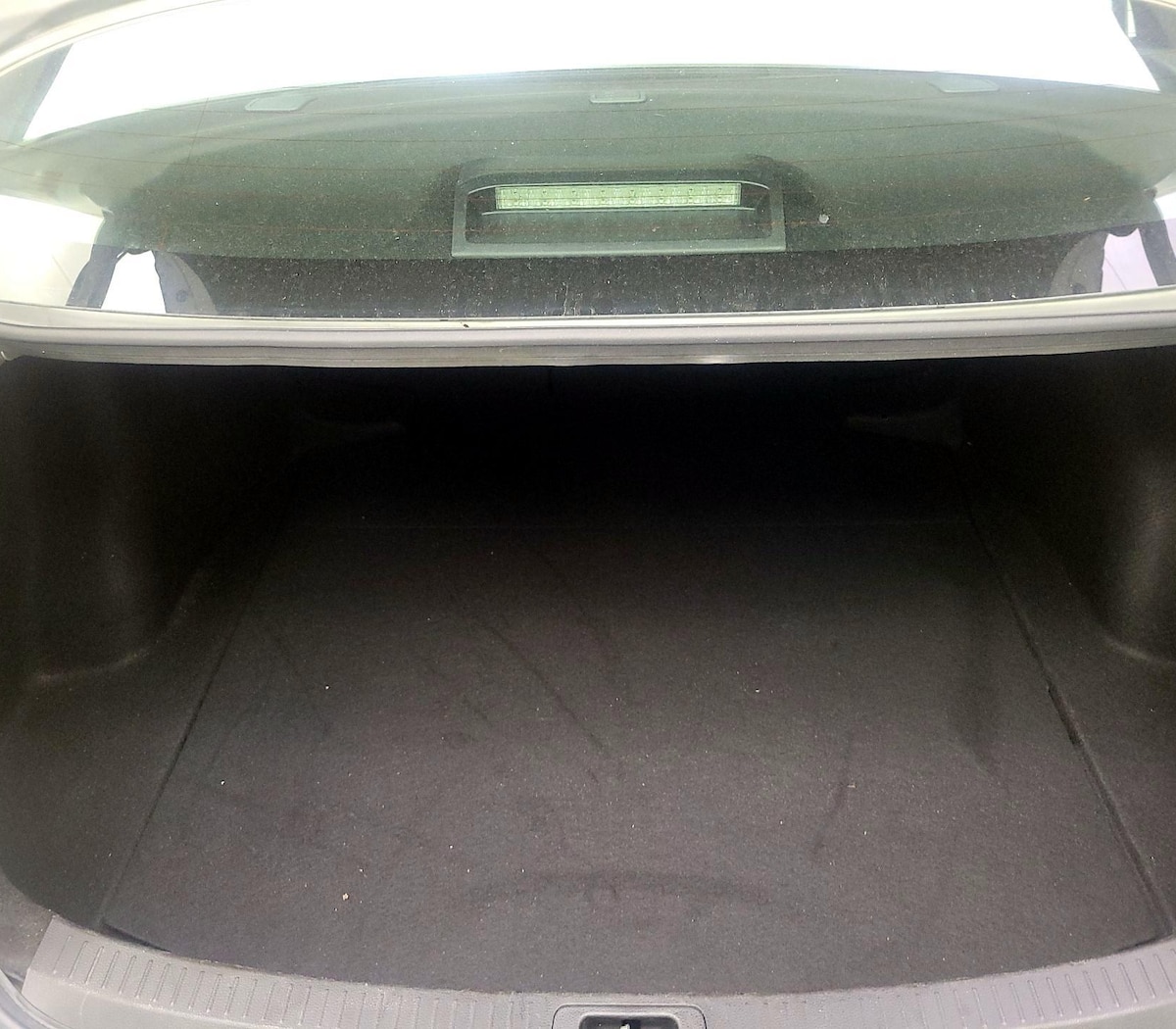 Trunk/Cargo (Seats Up)