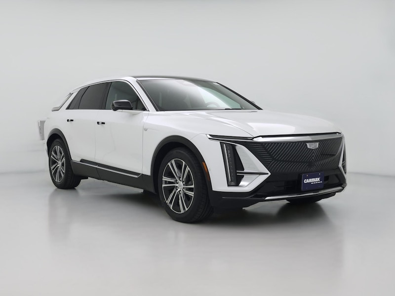 2024 Cadillac LYRIQ Luxury 1