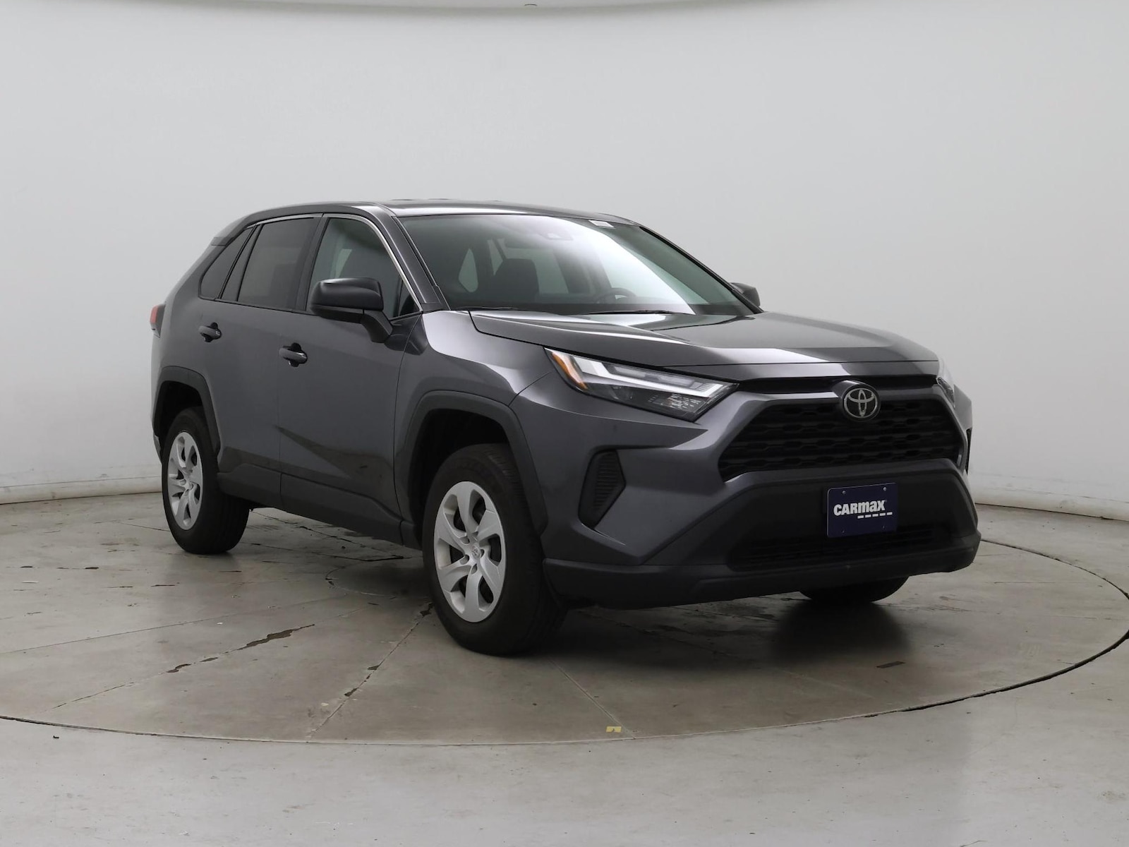 2025 Toyota RAV4 LE - Photo 2