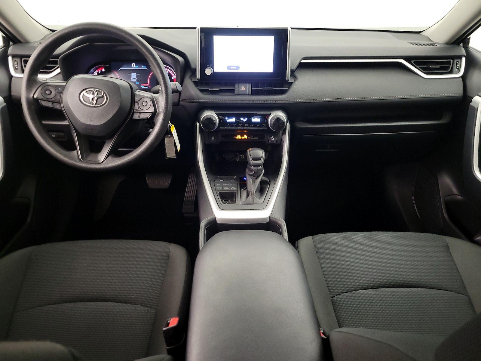 2025 Toyota RAV4 LE - Photo 10