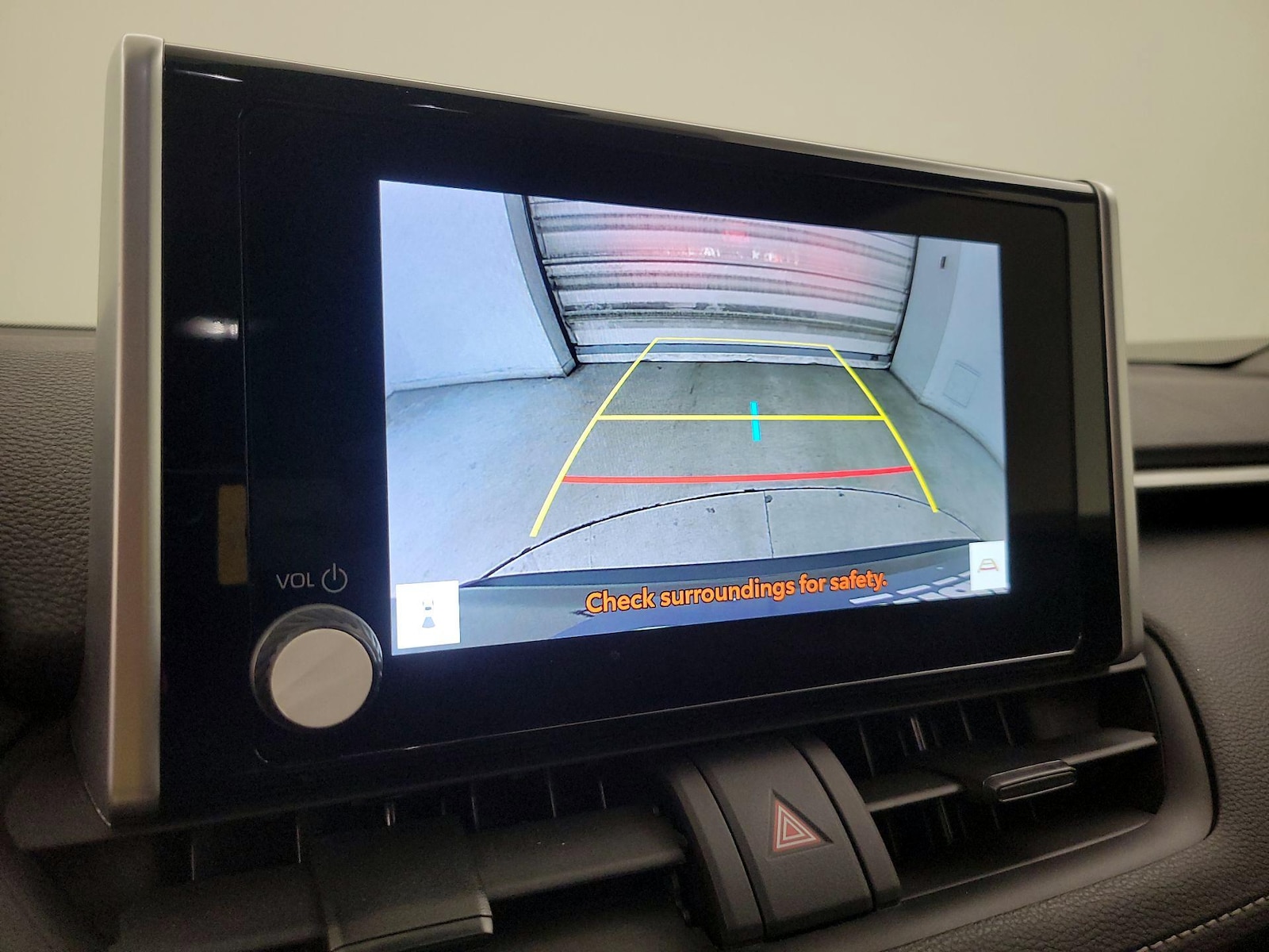 2025 Toyota RAV4 LE - Photo 15