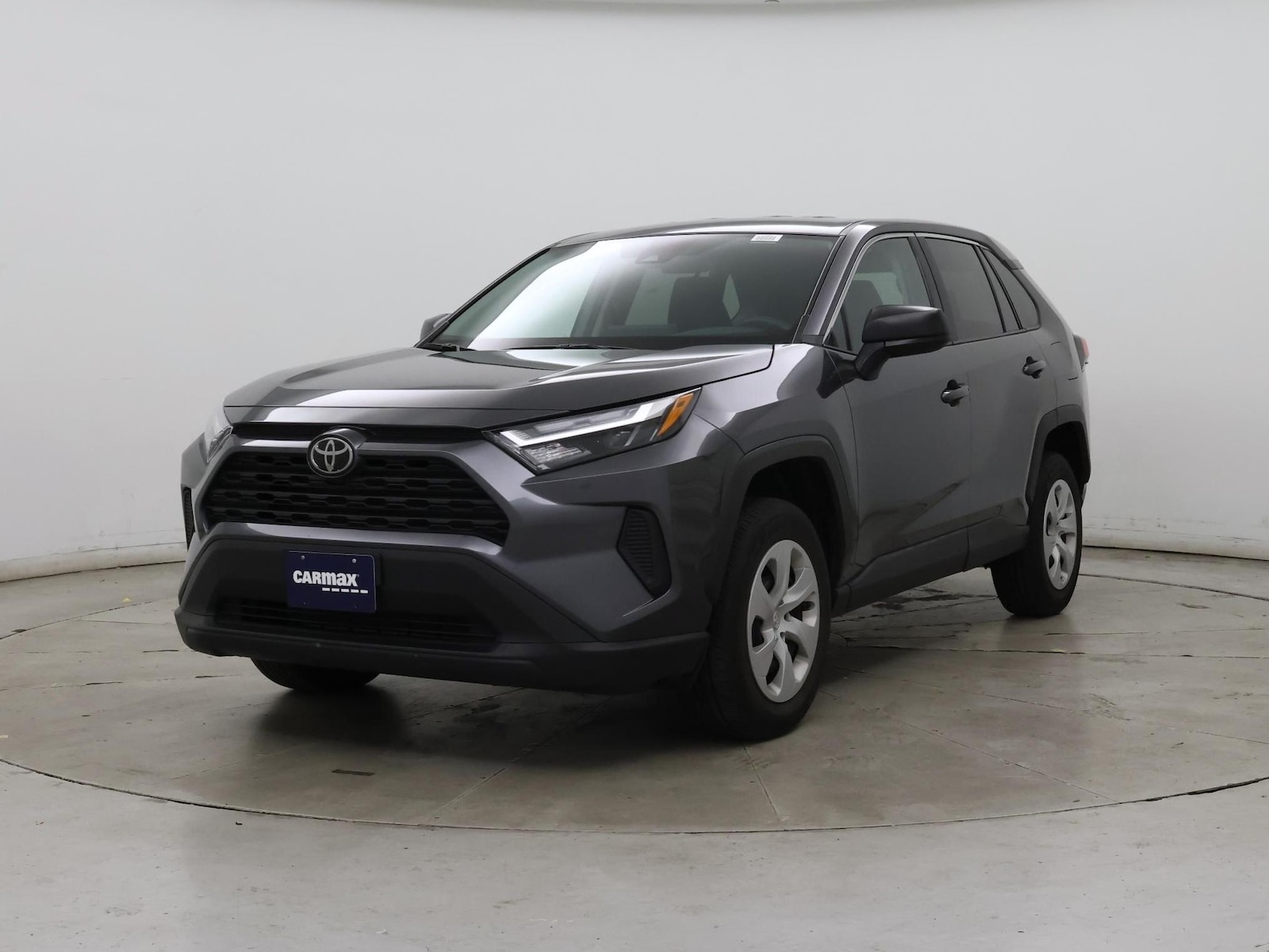 2025 Toyota RAV4 LE - Photo 5