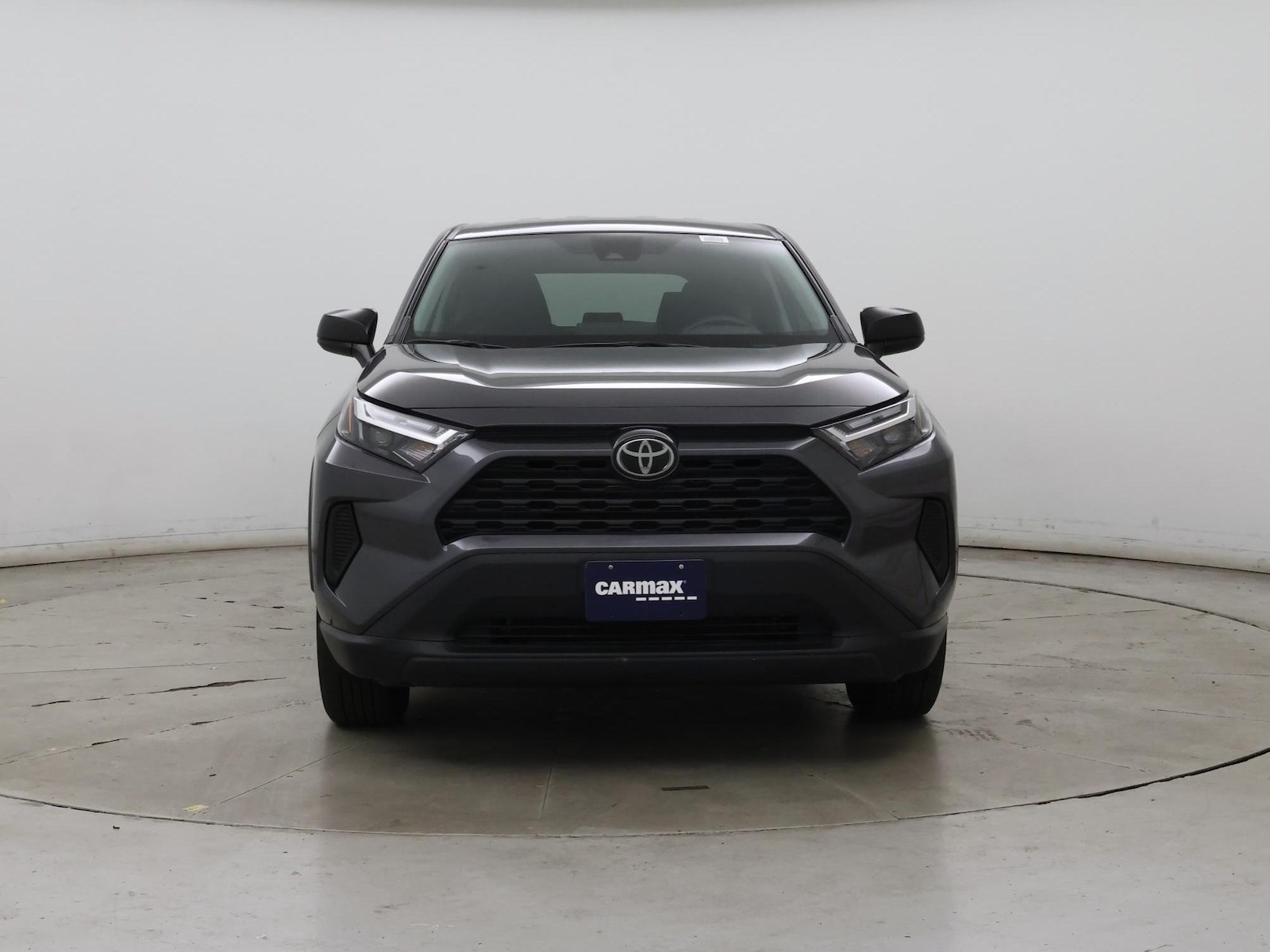 2025 Toyota RAV4 LE - Photo 6