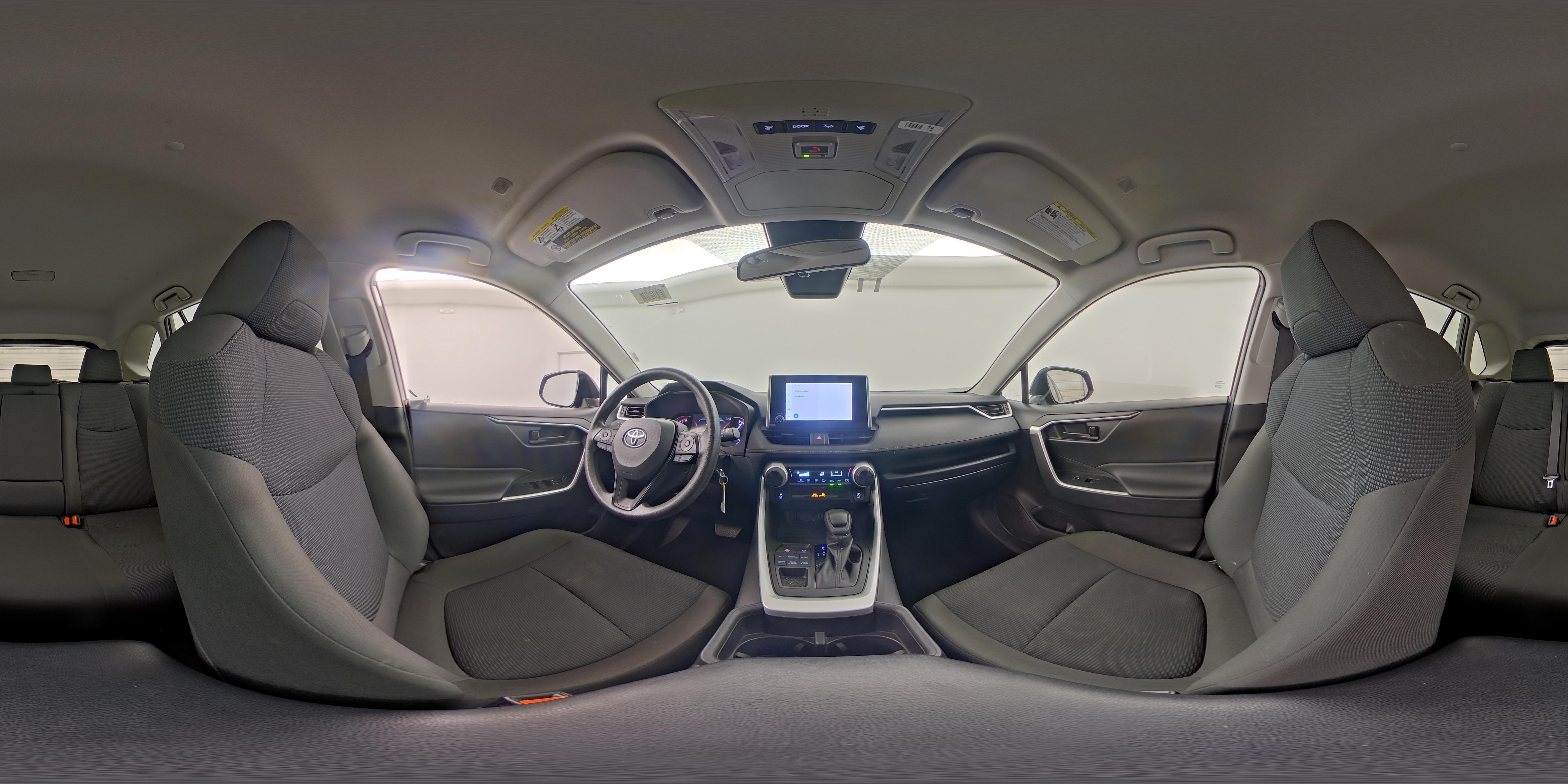 2025 Toyota RAV4 LE - Photo 24