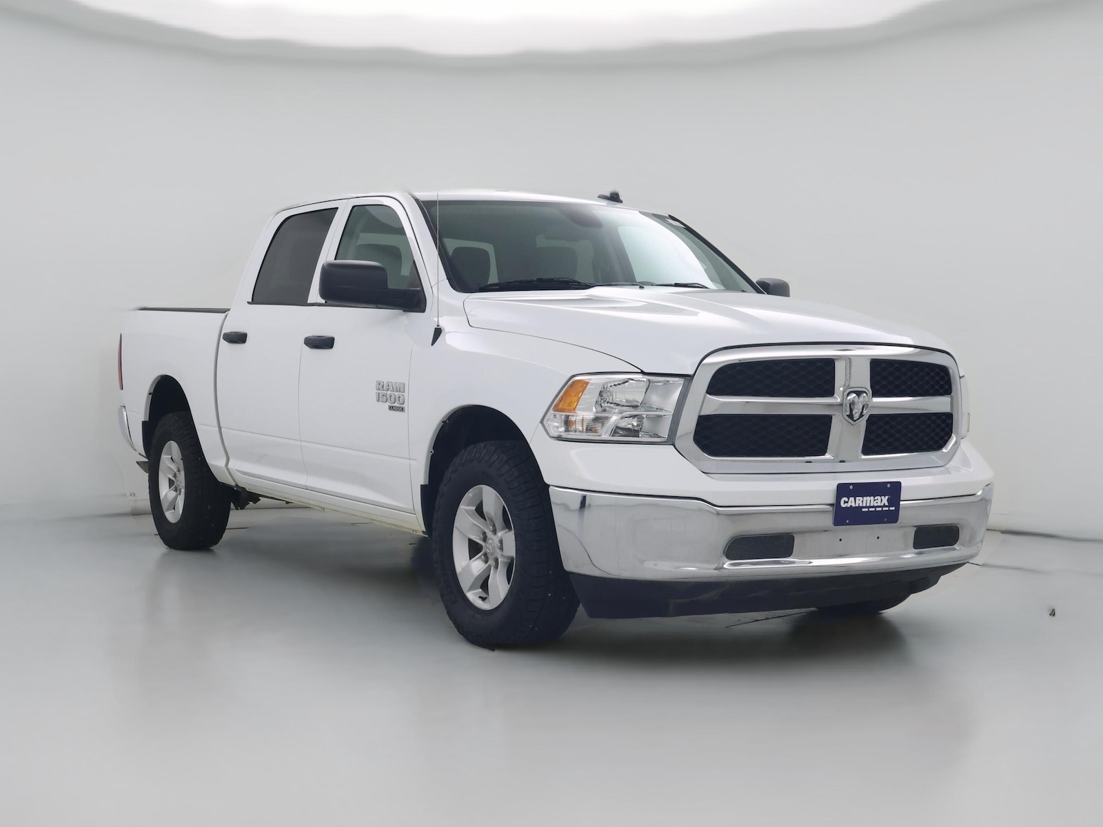 Heated Mirrors & Tow Hitch