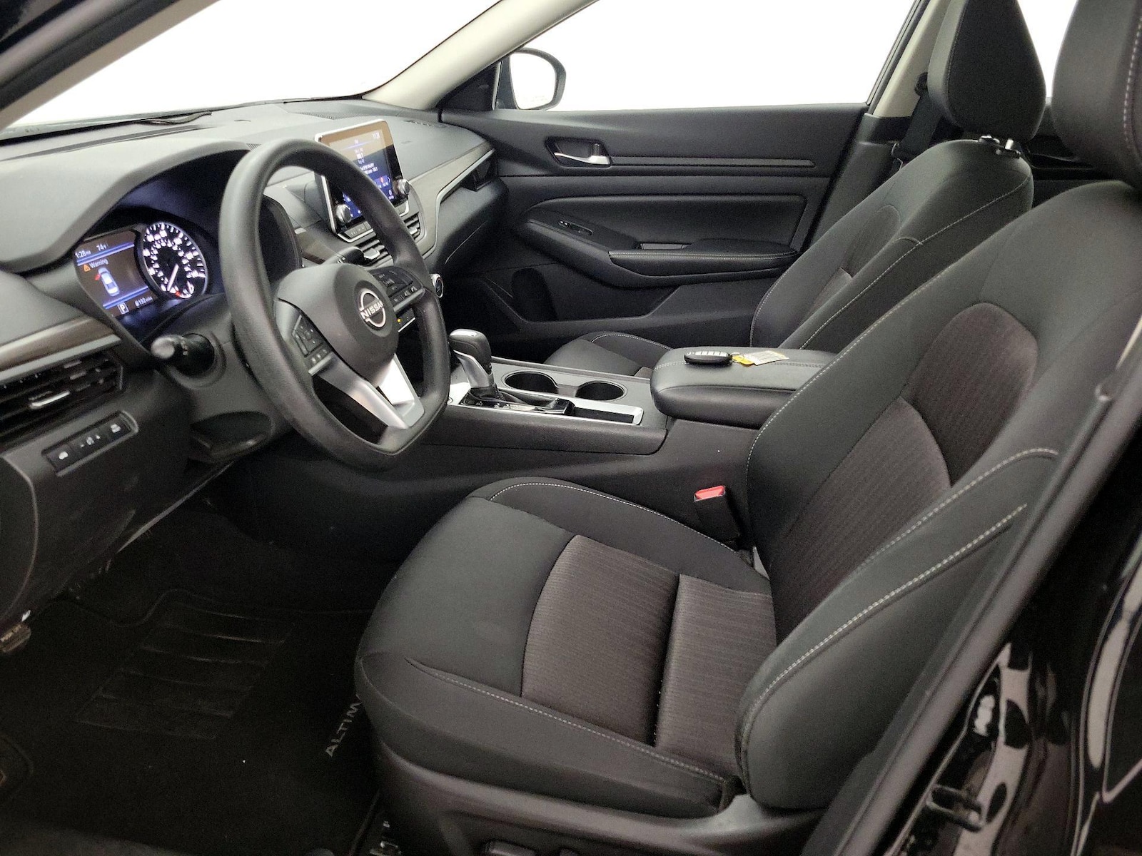 Power Seat(s) & Side Airbags