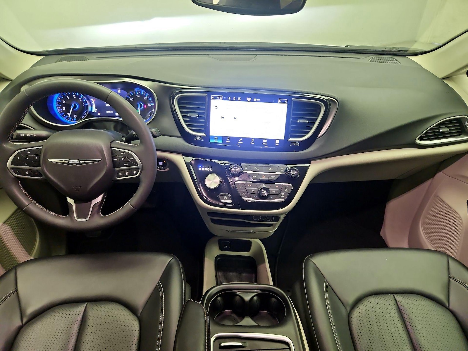 Apple CarPlay® & Android Auto™