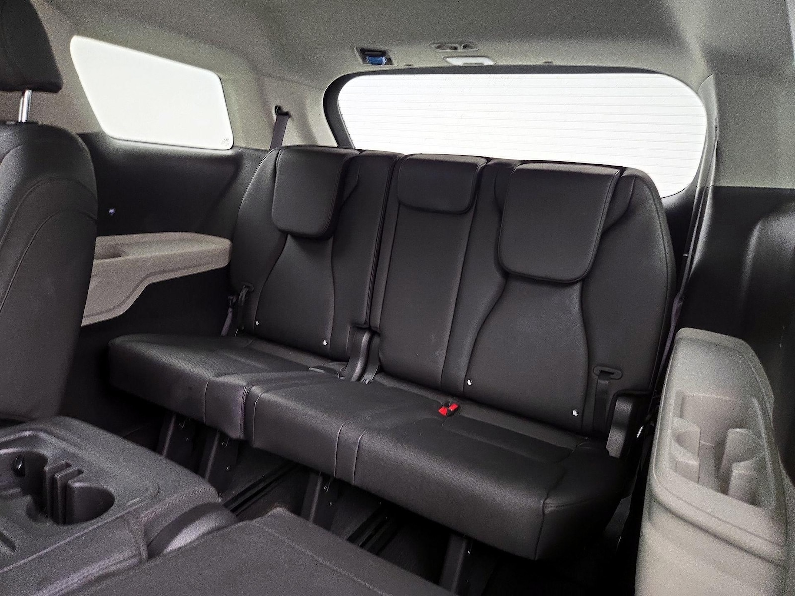2024 Kia Carnival LX Seat Pkg - Photo 21