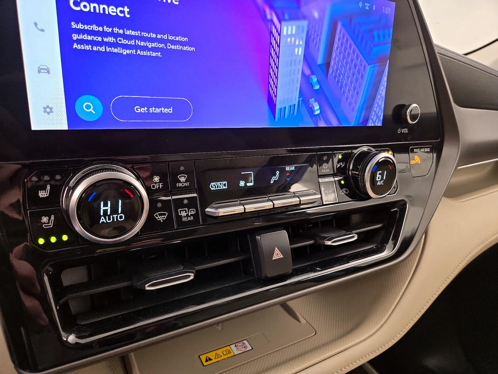 2023 Toyota Highlander Limited - Photo 17