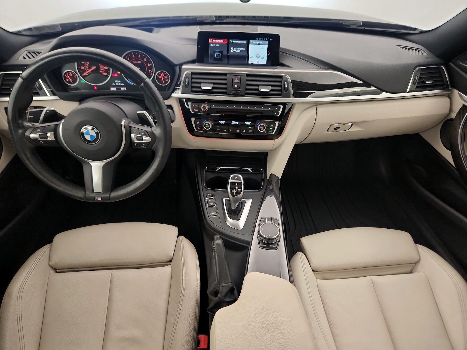 Apple CarPlay®