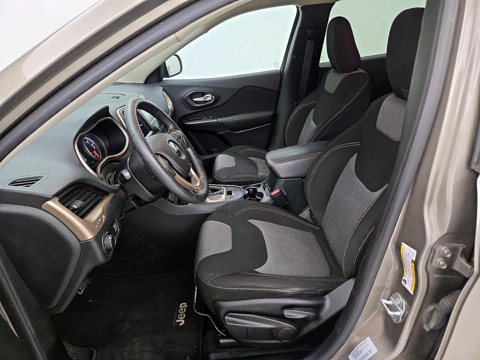 Power Seat(s) & Side Airbags