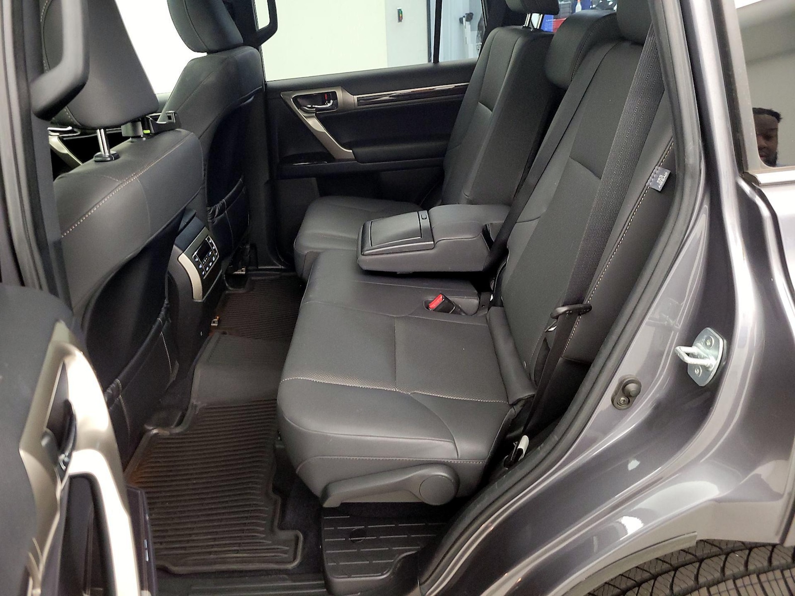 Rear Air Conditioning