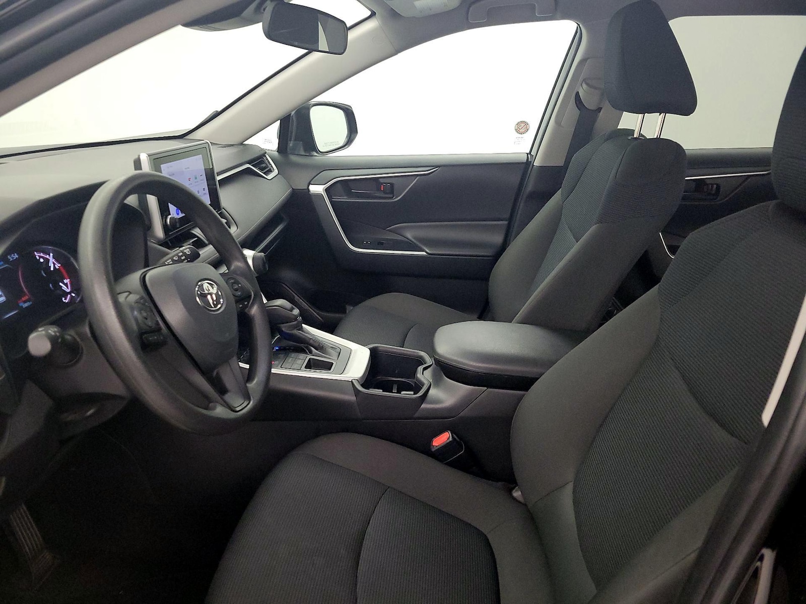 2025 Toyota RAV4 LE - Photo 12
