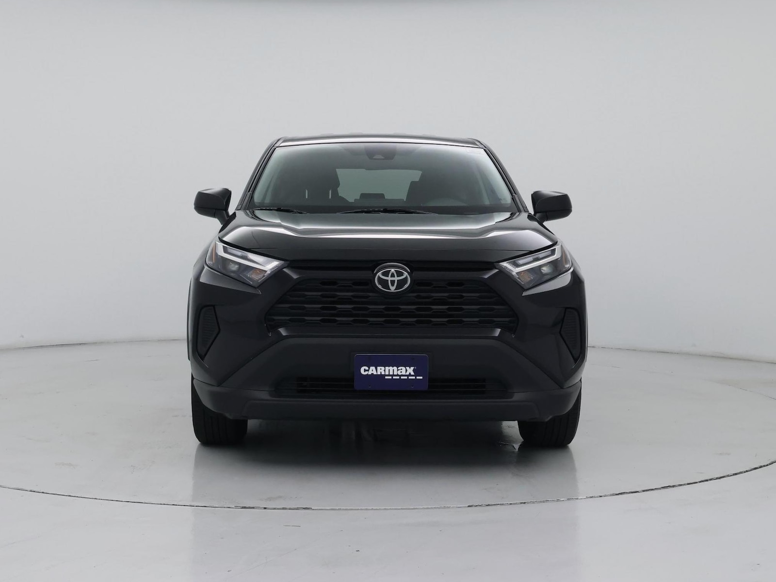 2025 Toyota RAV4 LE - Photo 6